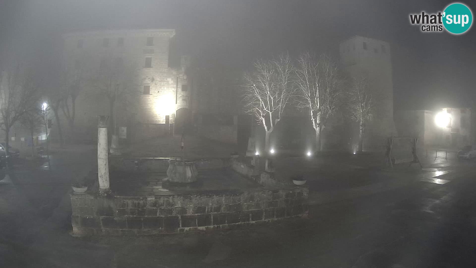 Webcam Svetvinčenat – le château et le puits – Istrie – Croatie