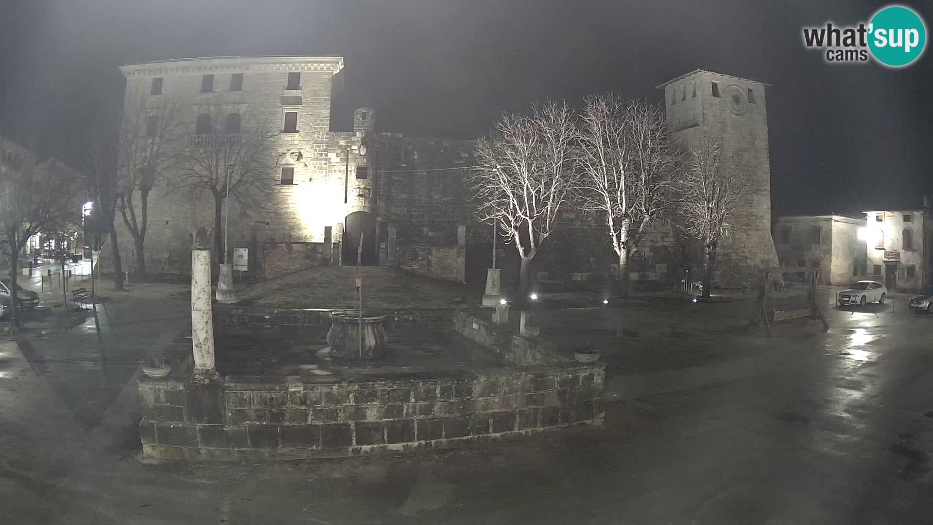 Webcam Svetvinčenat – le château et le puits – Istrie – Croatie