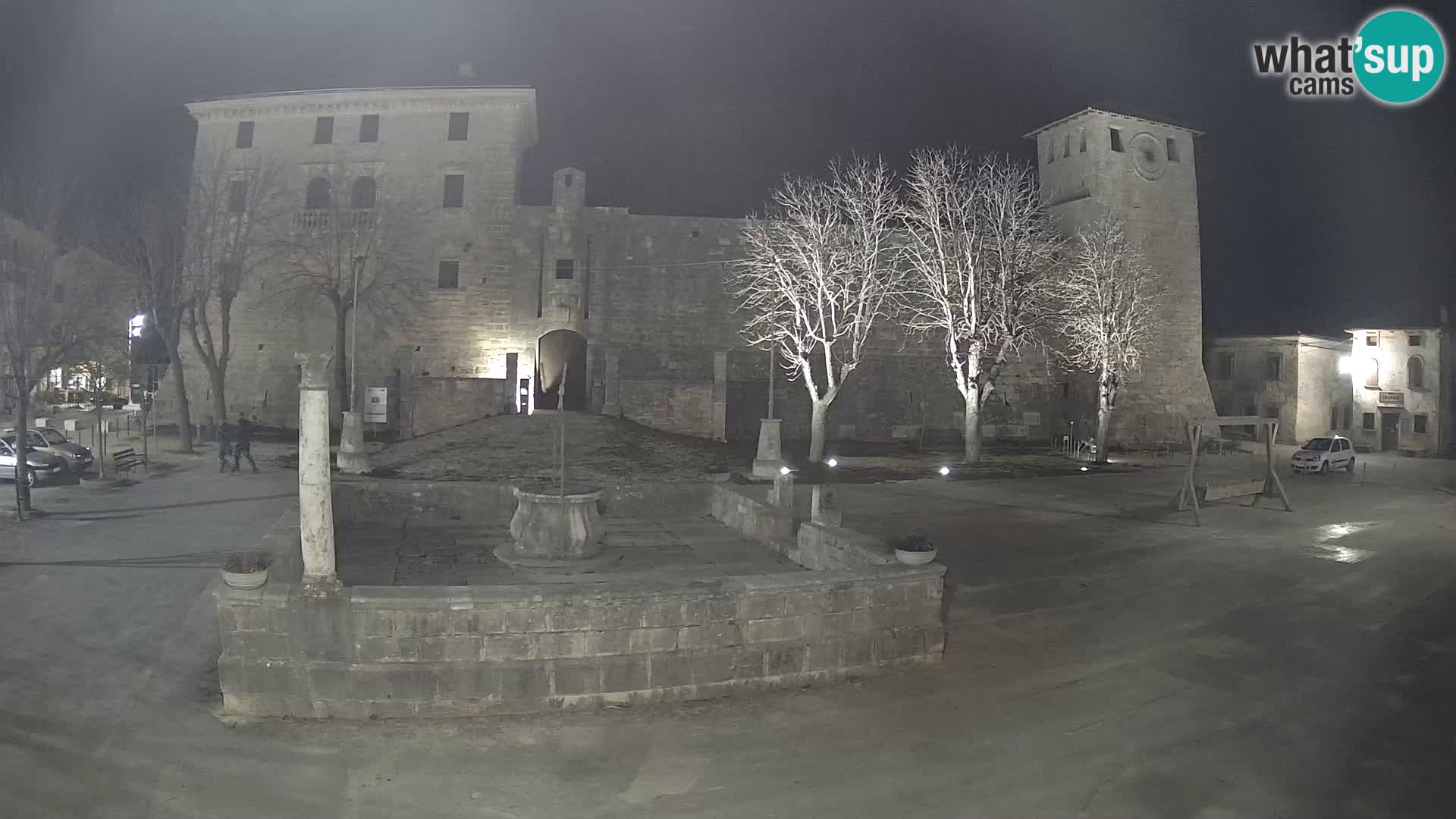 Webcam Svetvinčenat (Sanvincenti) – il castello e il pozzo – Istria – Croazia