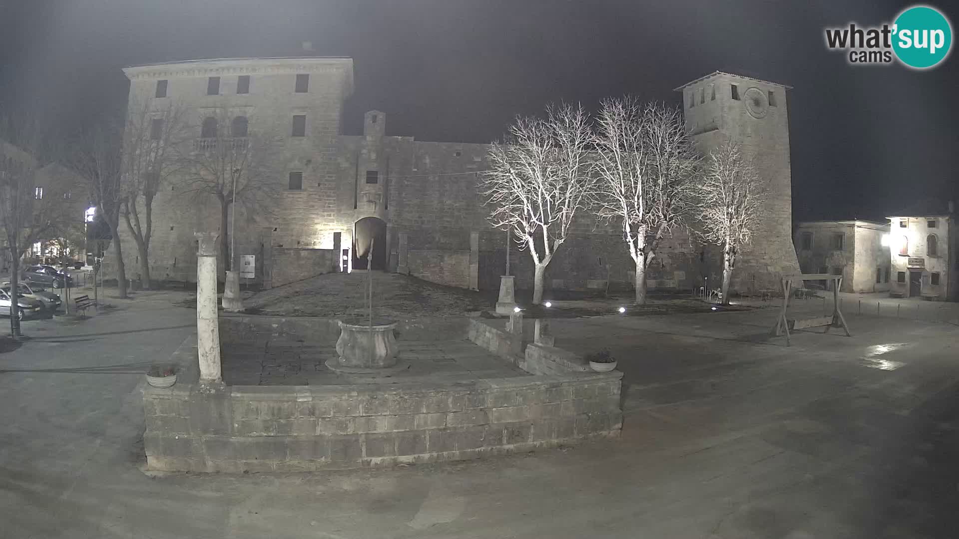 Webcam Svetvinčenat (Sanvincenti) – il castello e il pozzo – Istria – Croazia