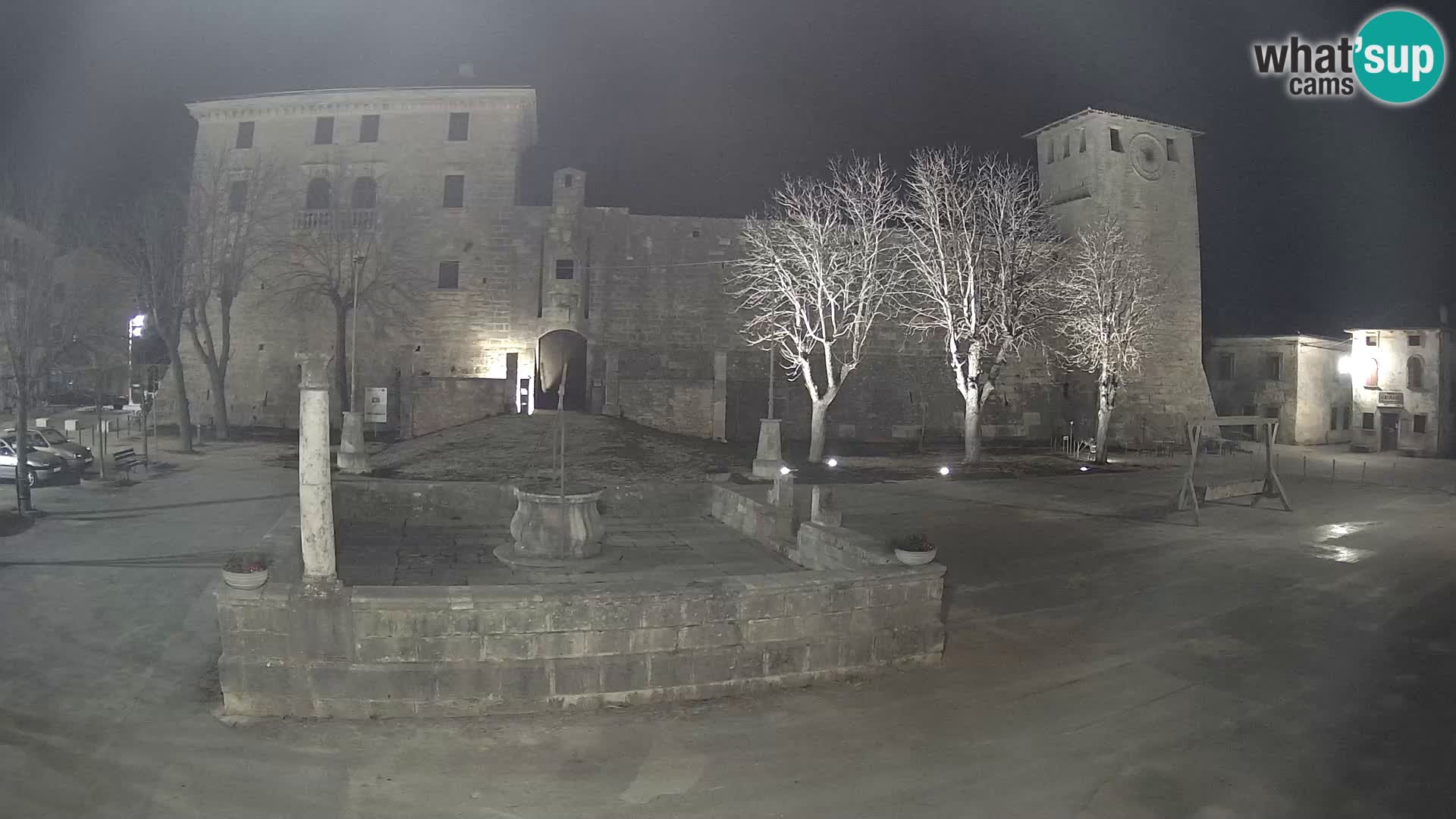 Webcam Svetvinčenat – el castillo y el pozo – Istria – Croacia