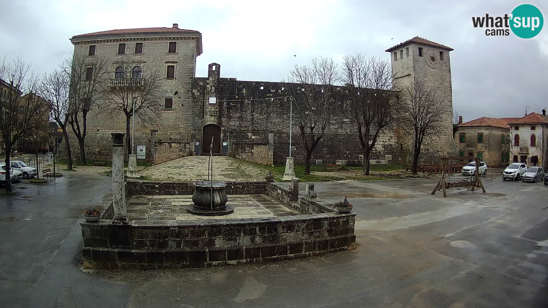 Webcam Svetvinčenat – the Castle and well – Istria – Croatia