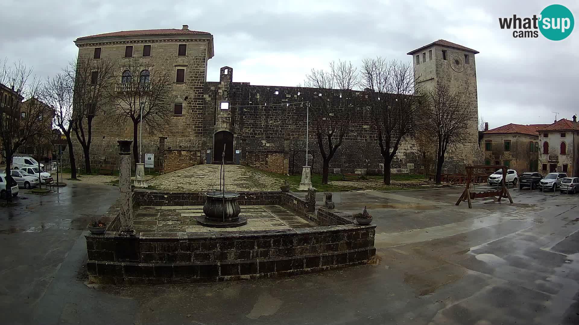 Webcam Svetvinčenat – the Castle and well – Istria – Croatia