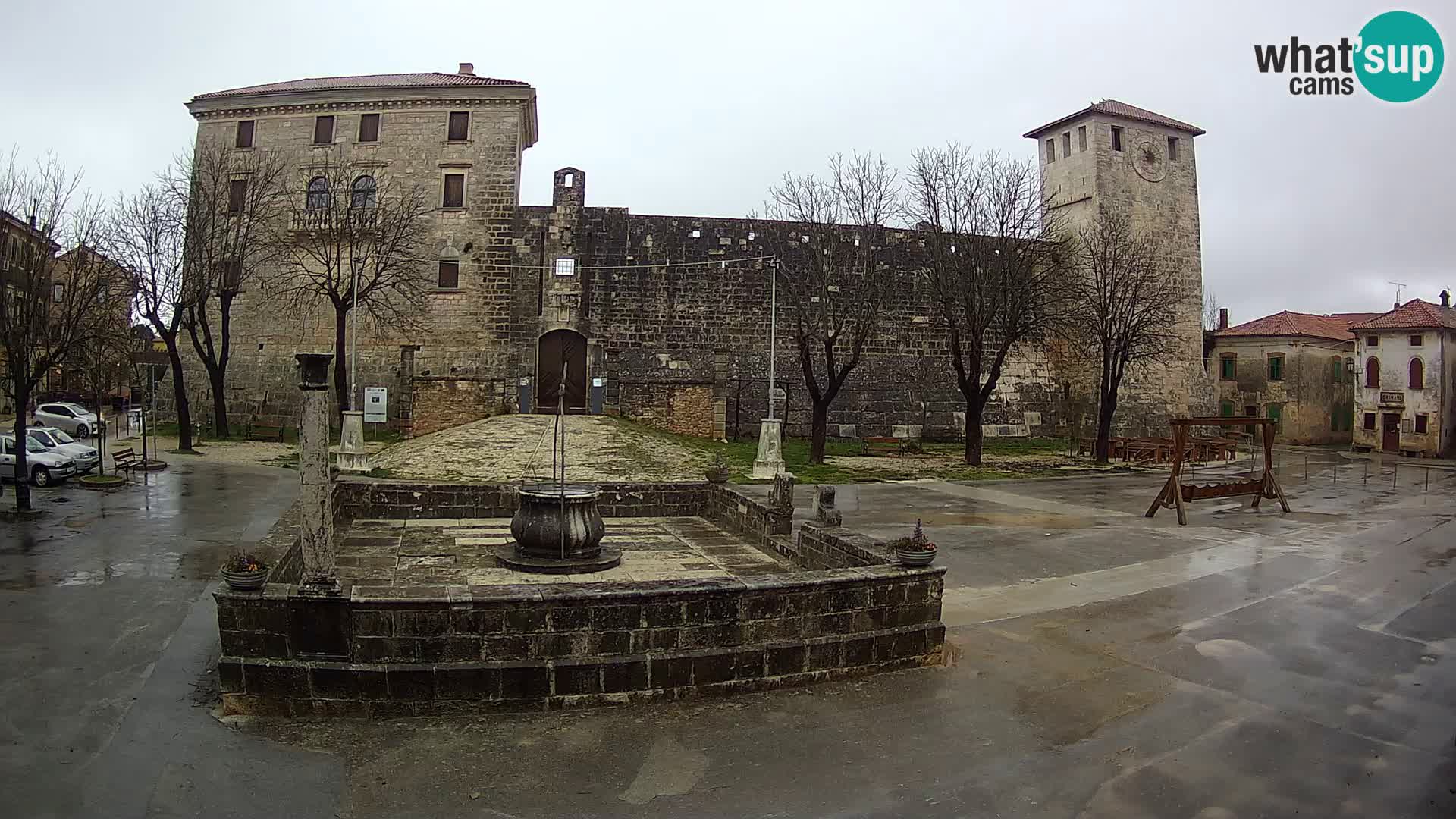 Webcam Svetvinčenat – the Castle and well – Istria – Croatia