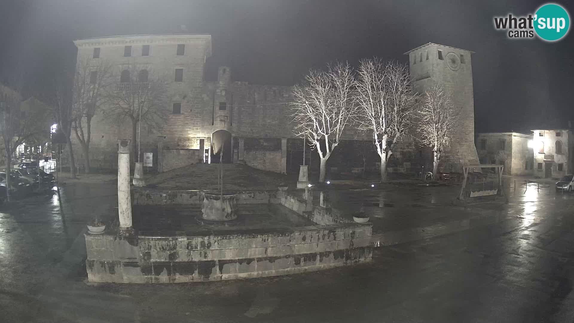 Webcam Svetvinčenat – le château et le puits – Istrie – Croatie