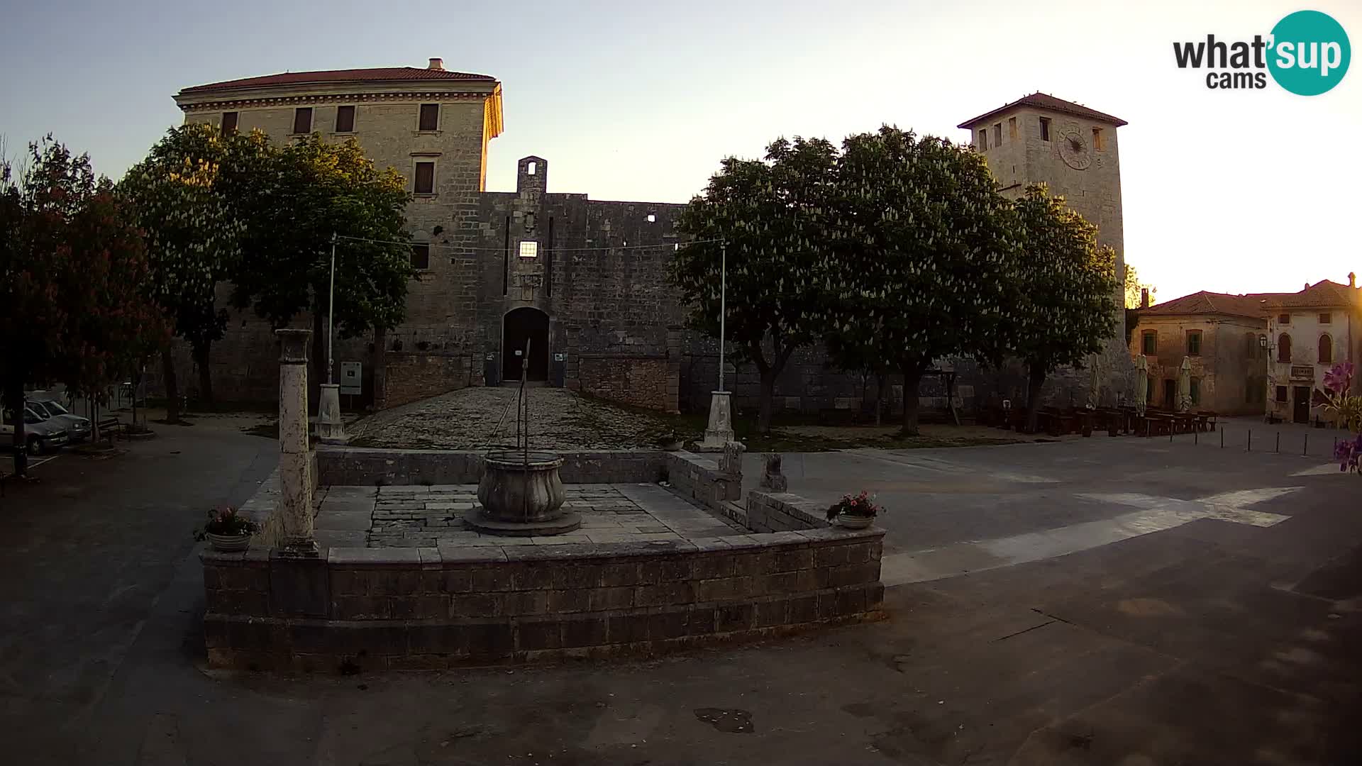 Webcam Svetvinčenat – the Castle and well – Istria – Croatia