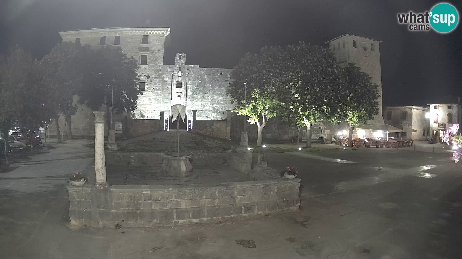 Webcam Svetvinčenat – el castillo y el pozo – Istria – Croacia