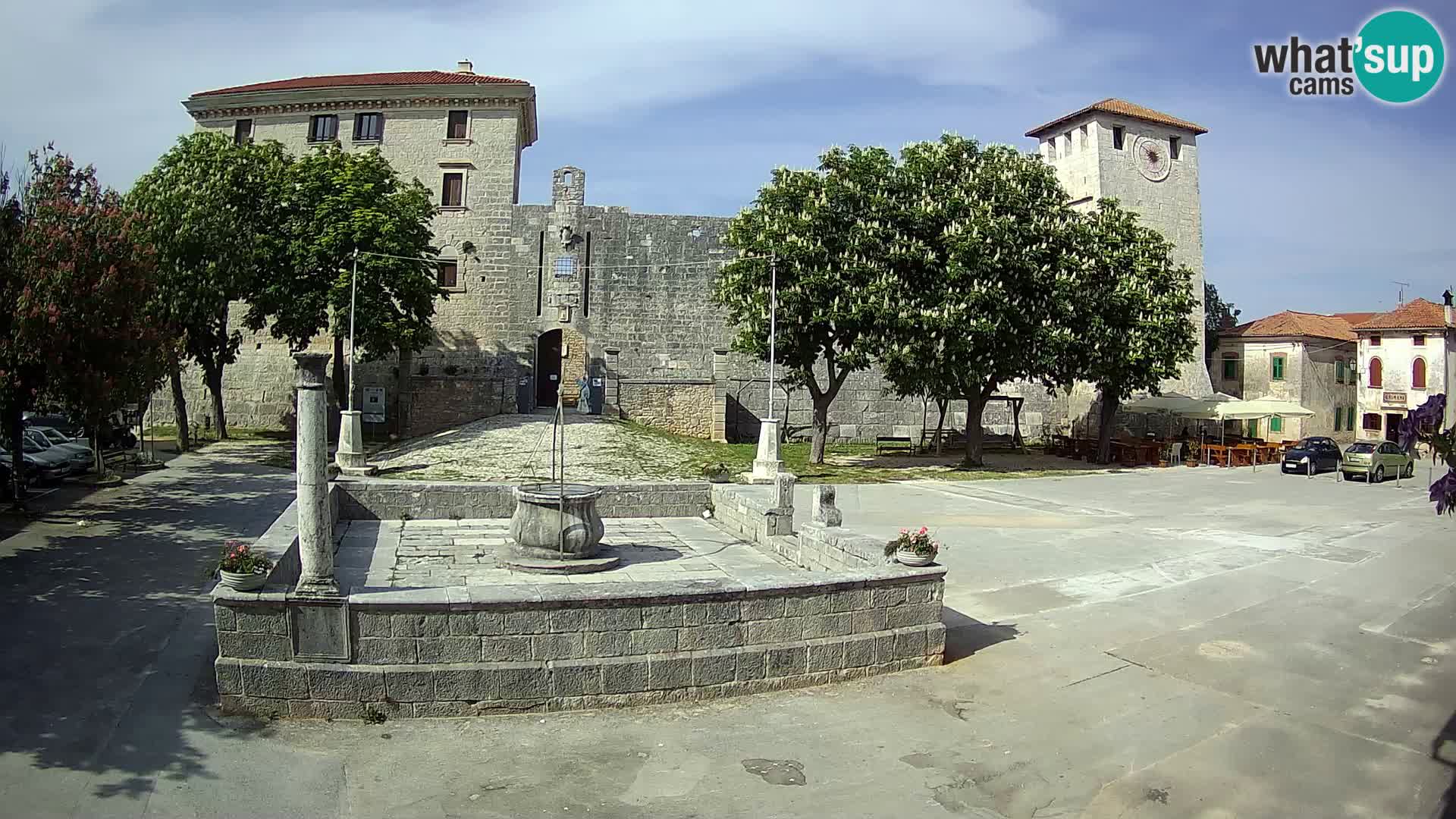 Webcam Svetvinčenat (Sanvincenti) – il castello e il pozzo – Istria – Croazia