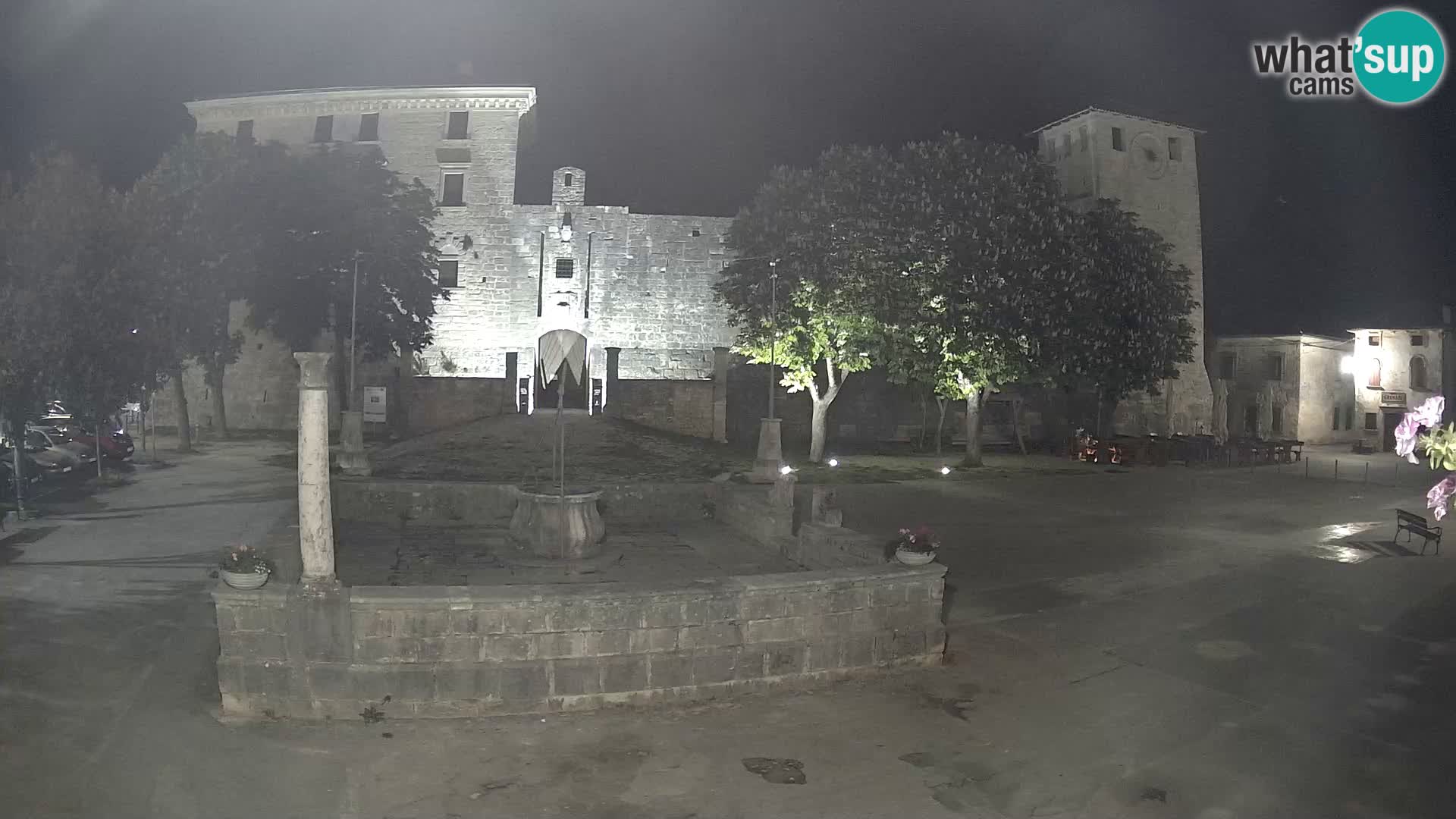 Webcam Svetvinčenat – el castillo y el pozo – Istria – Croacia