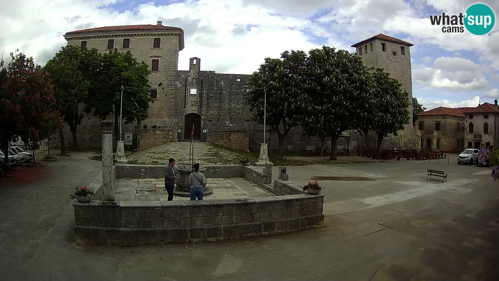 Webcam Svetvinčenat – el castillo y el pozo – Istria – Croacia