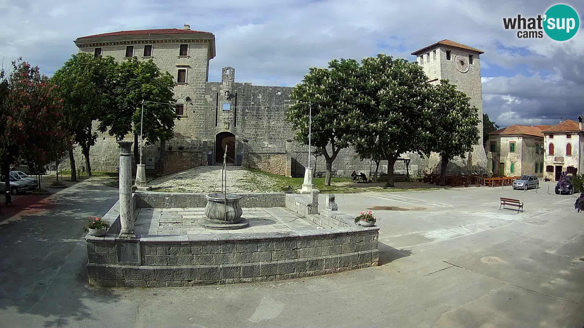 Webcam Svetvinčenat – the Castle and well – Istria – Croatia