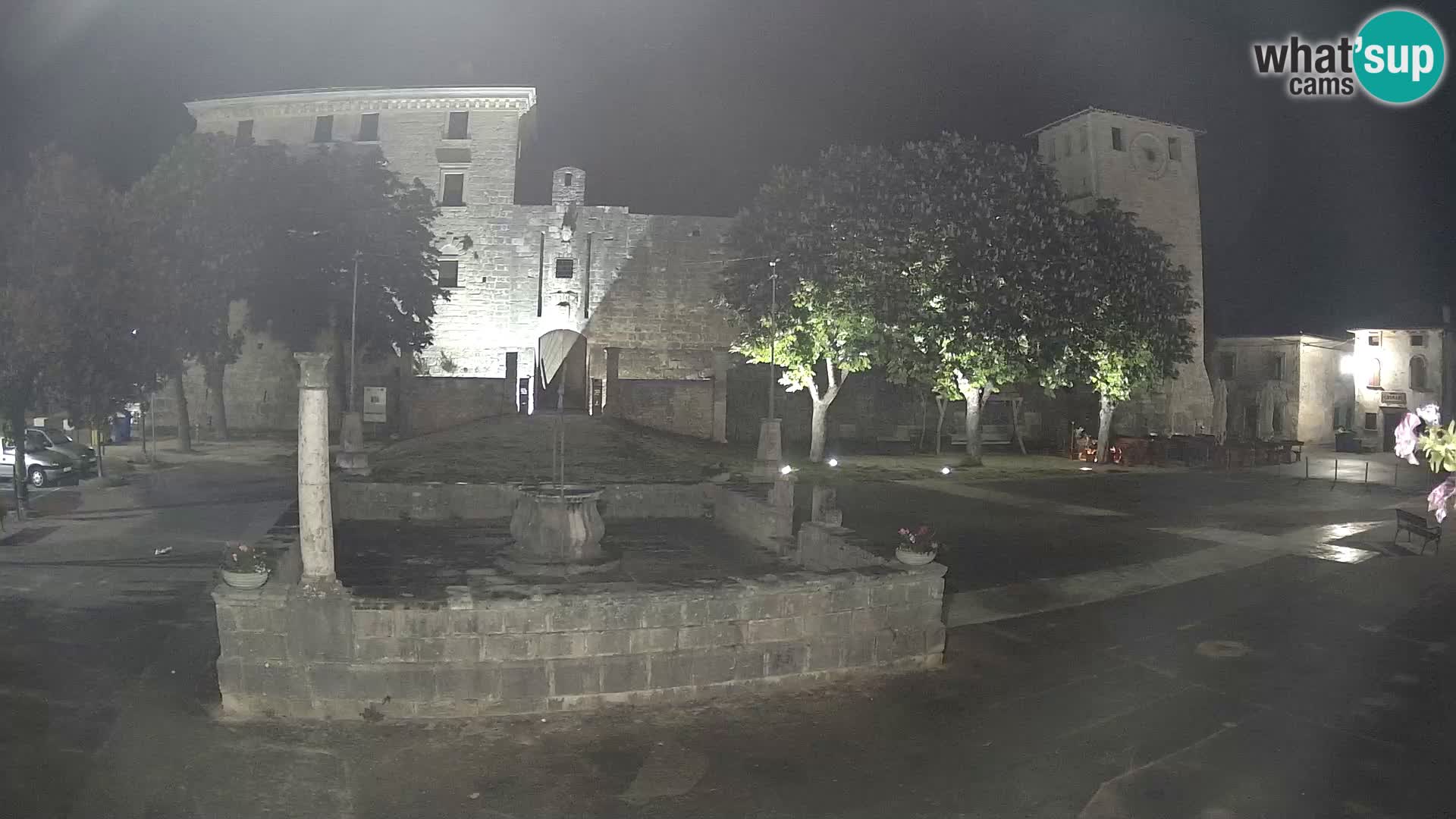 Webcam Svetvinčenat – el castillo y el pozo – Istria – Croacia