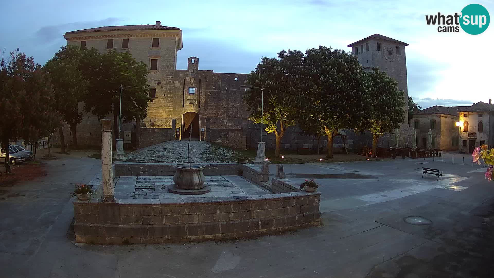 Webcam Svetvinčenat – the Castle and well – Istria – Croatia