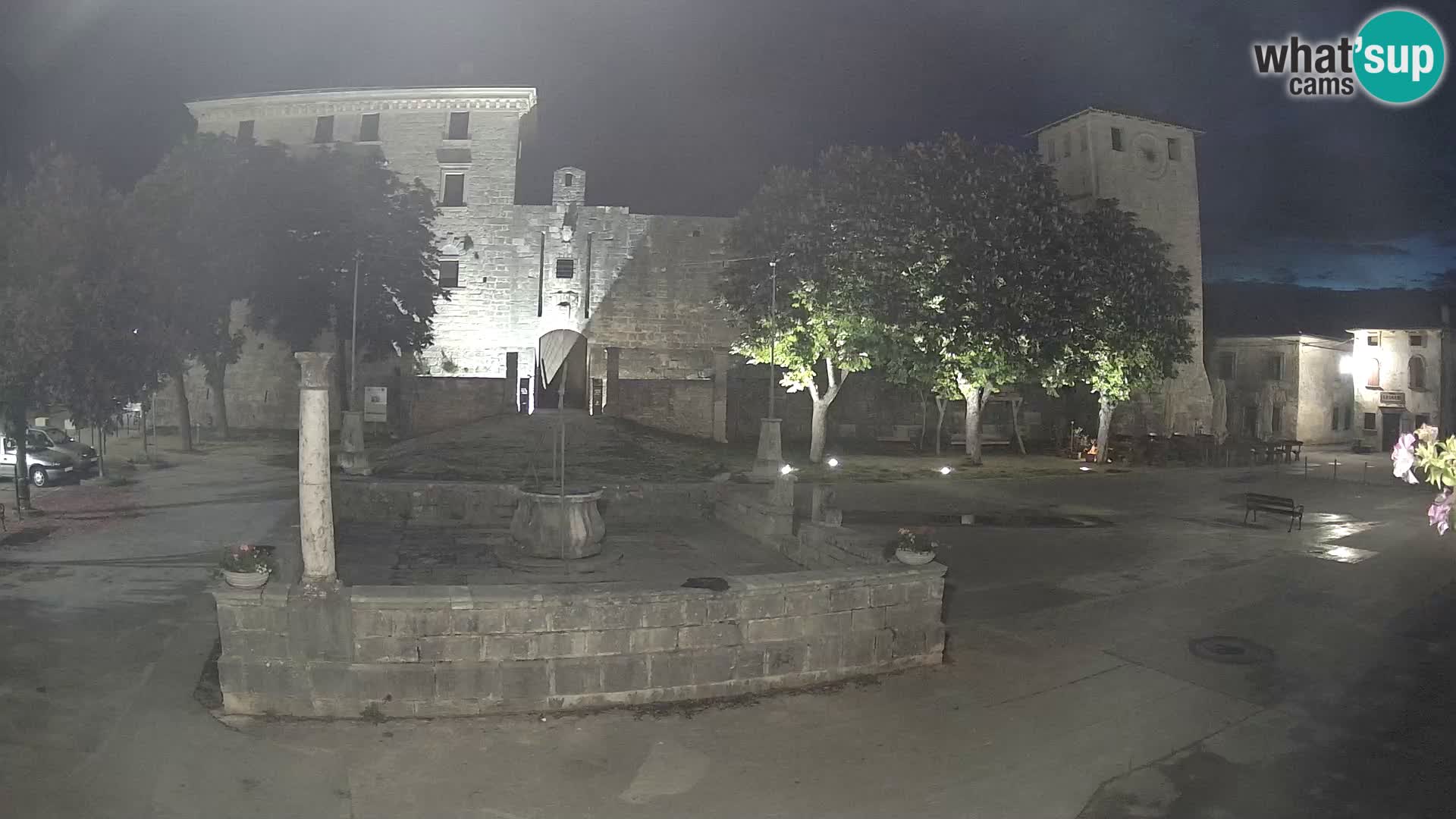 Webcam Svetvinčenat – el castillo y el pozo – Istria – Croacia