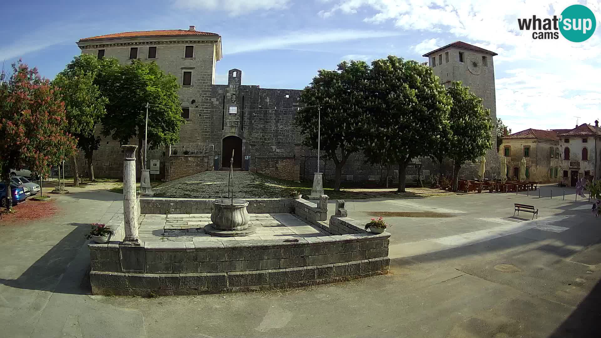 Webcam Svetvinčenat (Sanvincenti) – il castello e il pozzo – Istria – Croazia