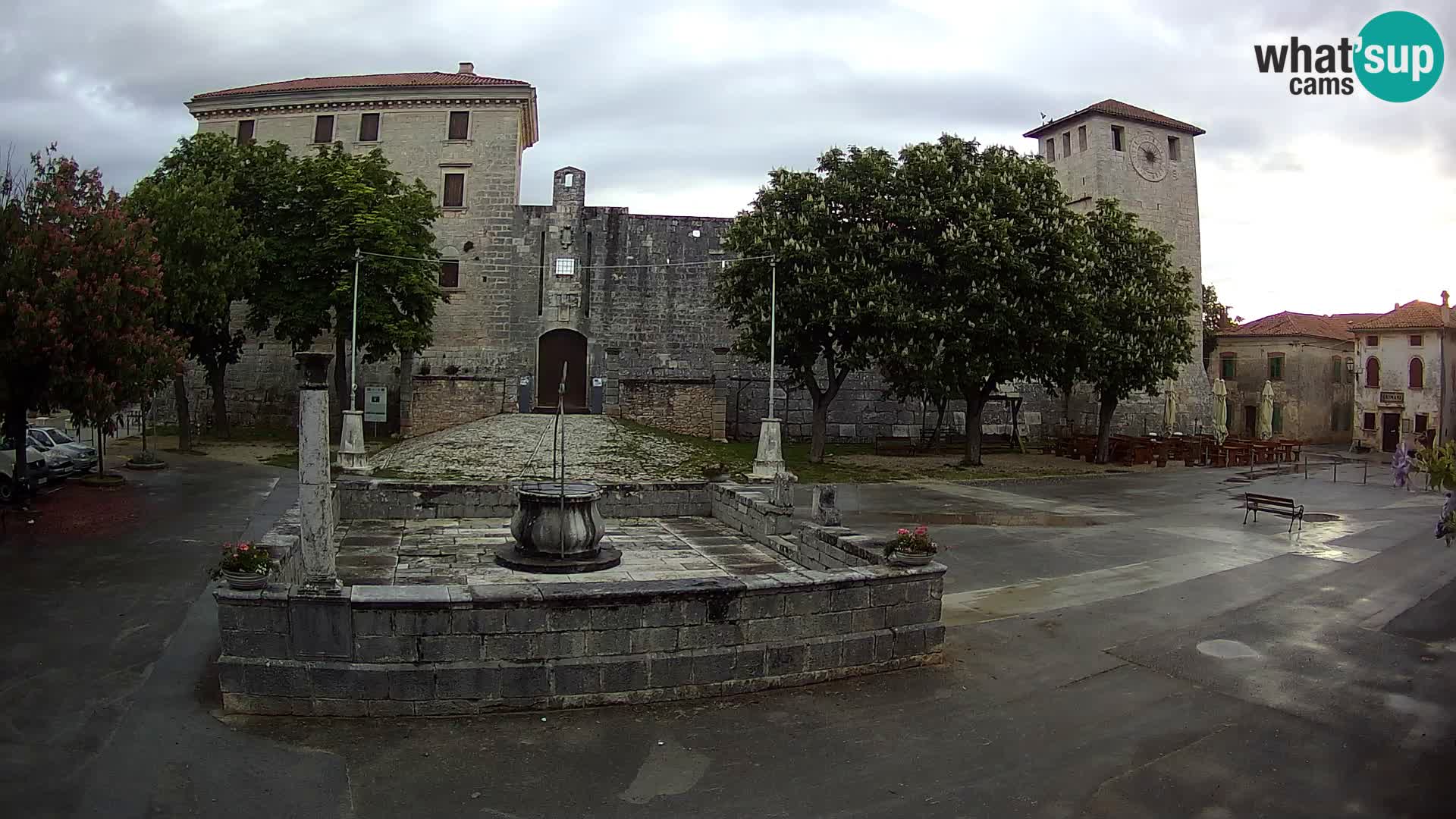 Web kamera Svetvinčenat – Dvorac i zdenac – Istra – Hrvatska
