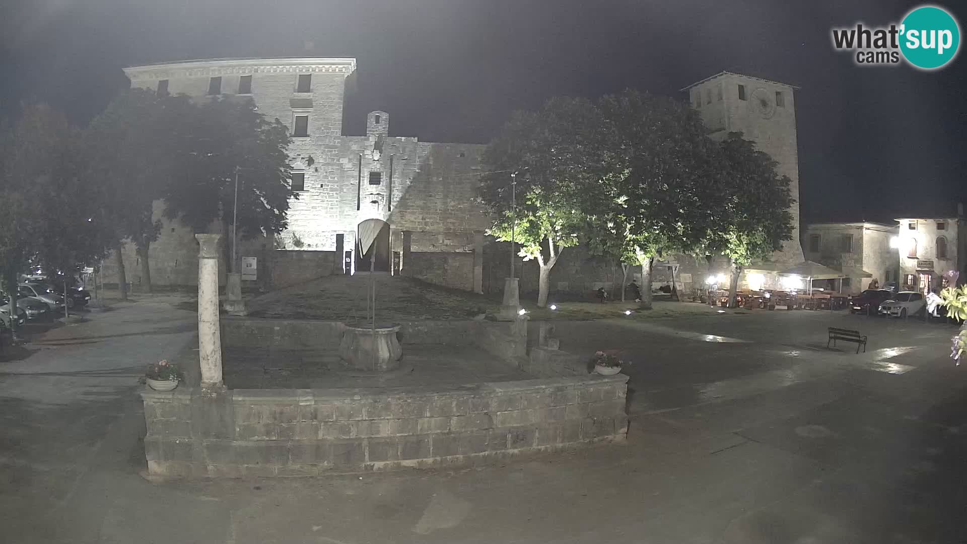 Webcam Svetvinčenat – die Burg und Brunnen – Istrien – Kroatien