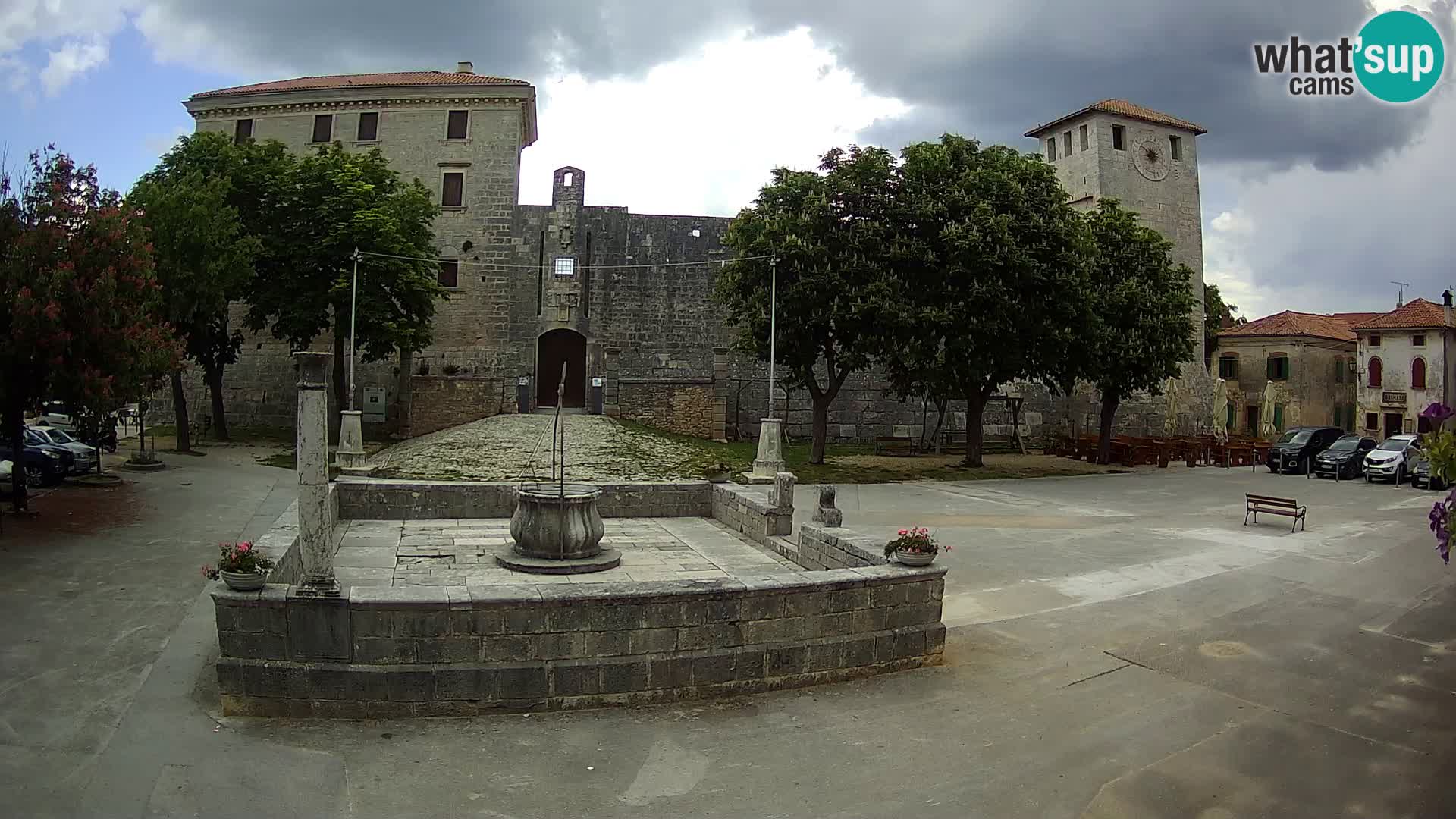 Webcam Svetvinčenat – the Castle and well – Istria – Croatia
