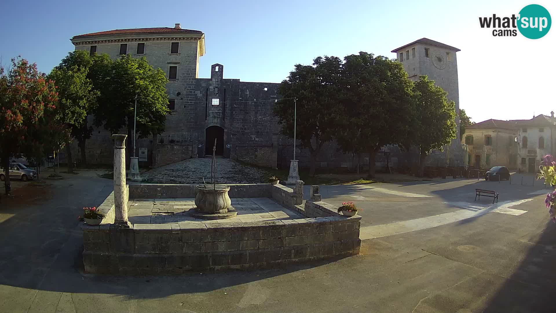Webcam Svetvinčenat – el castillo y el pozo – Istria – Croacia
