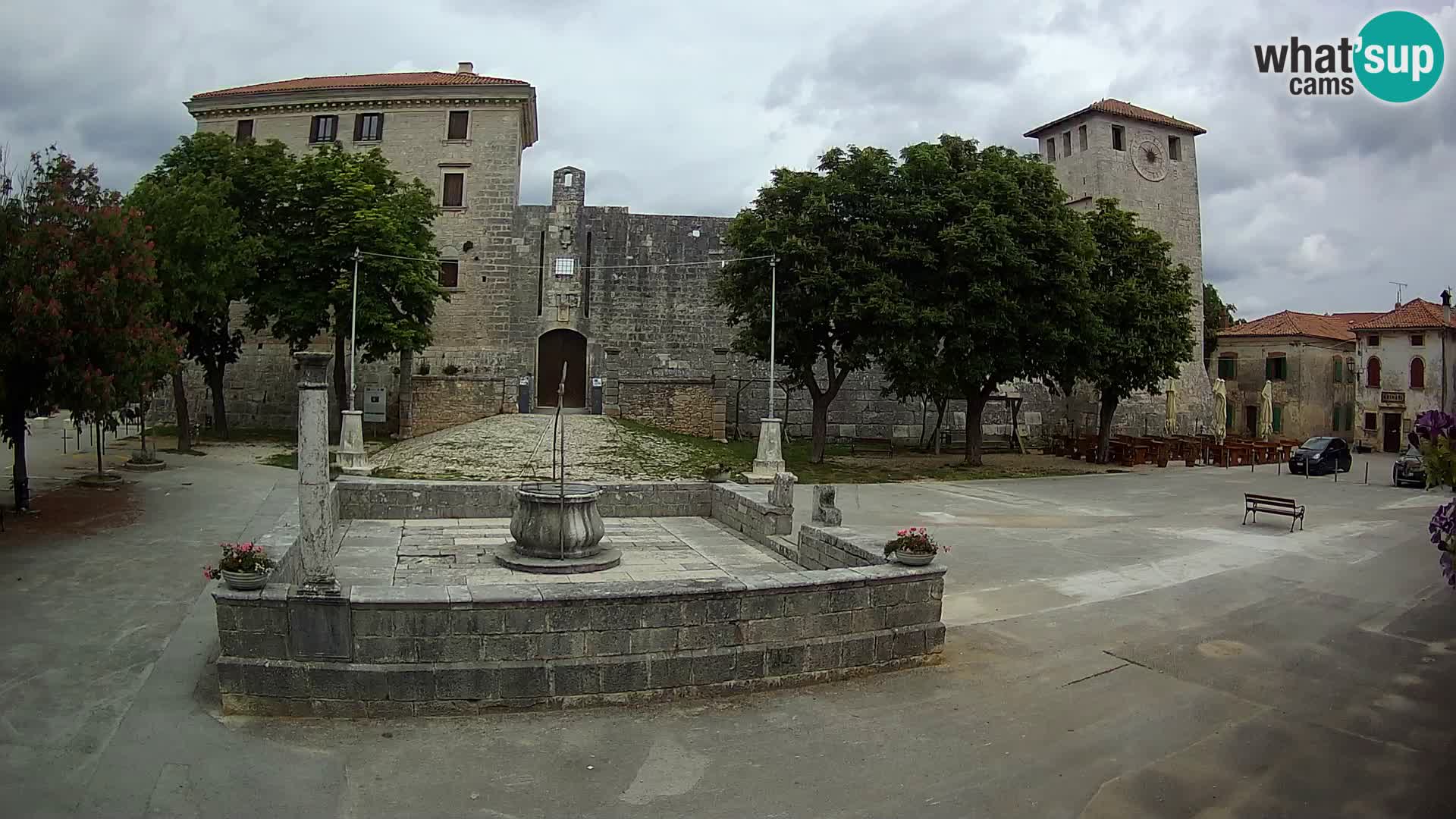 Webcam Svetvinčenat – the Castle and well – Istria – Croatia