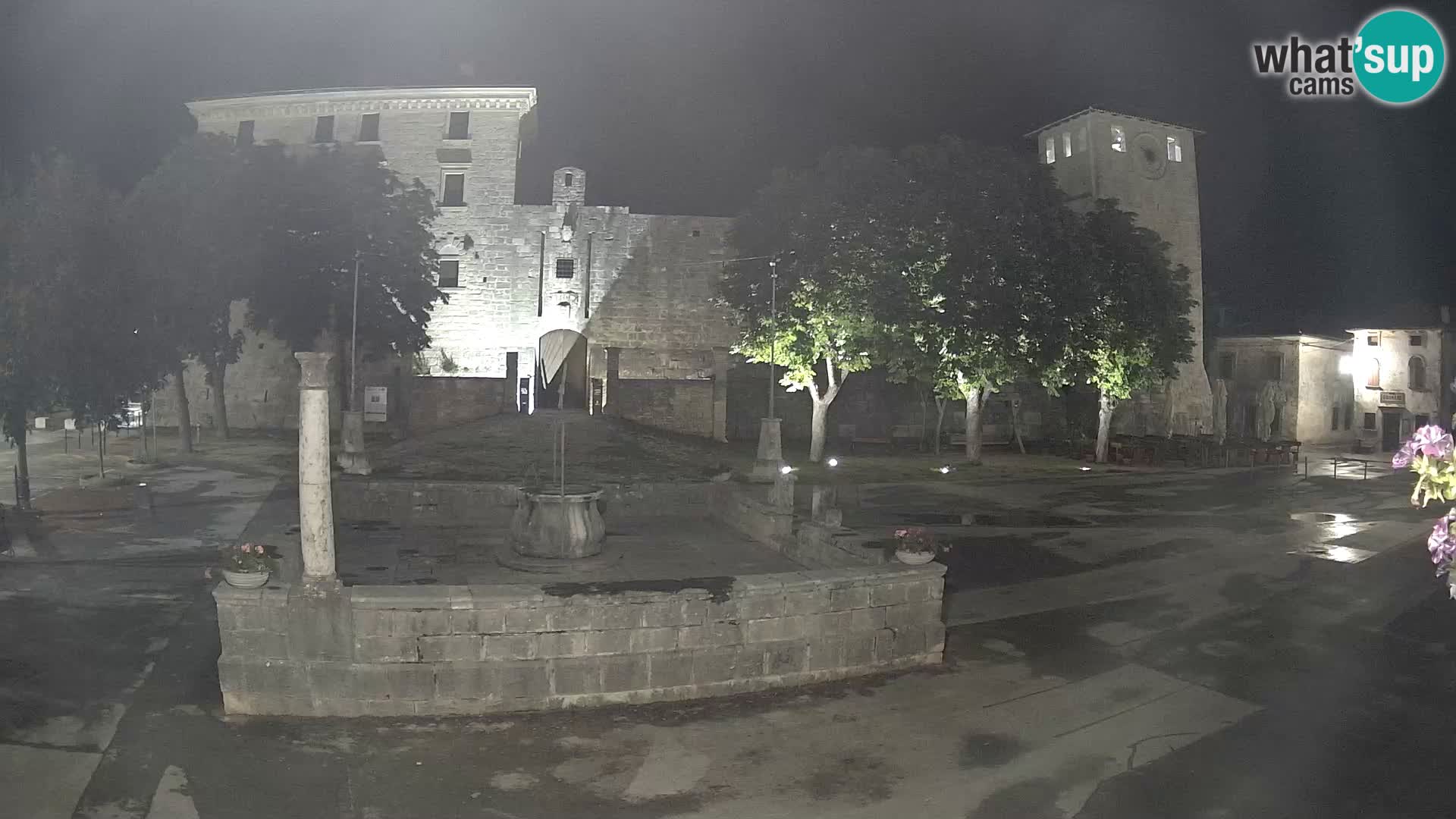 Webcam Svetvinčenat – the Castle and well – Istria – Croatia