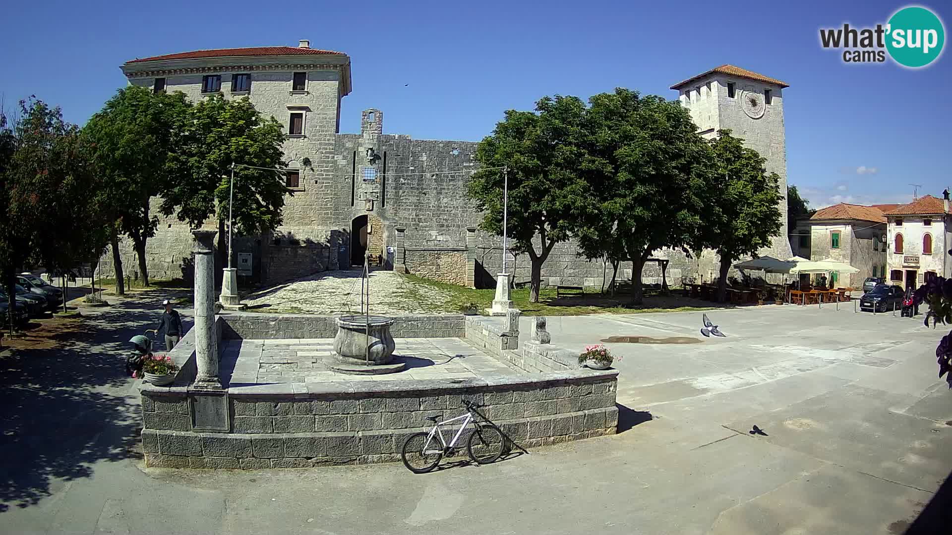 Webcam Svetvinčenat – el castillo y el pozo – Istria – Croacia
