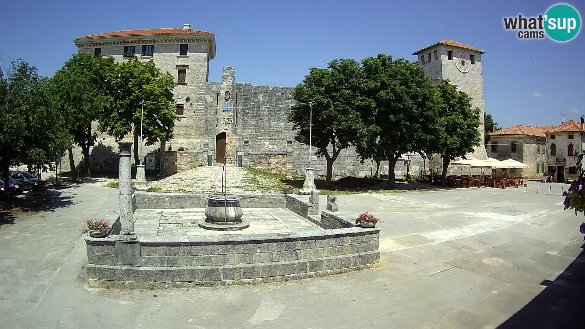 Webcam Svetvinčenat – the Castle and well – Istria – Croatia