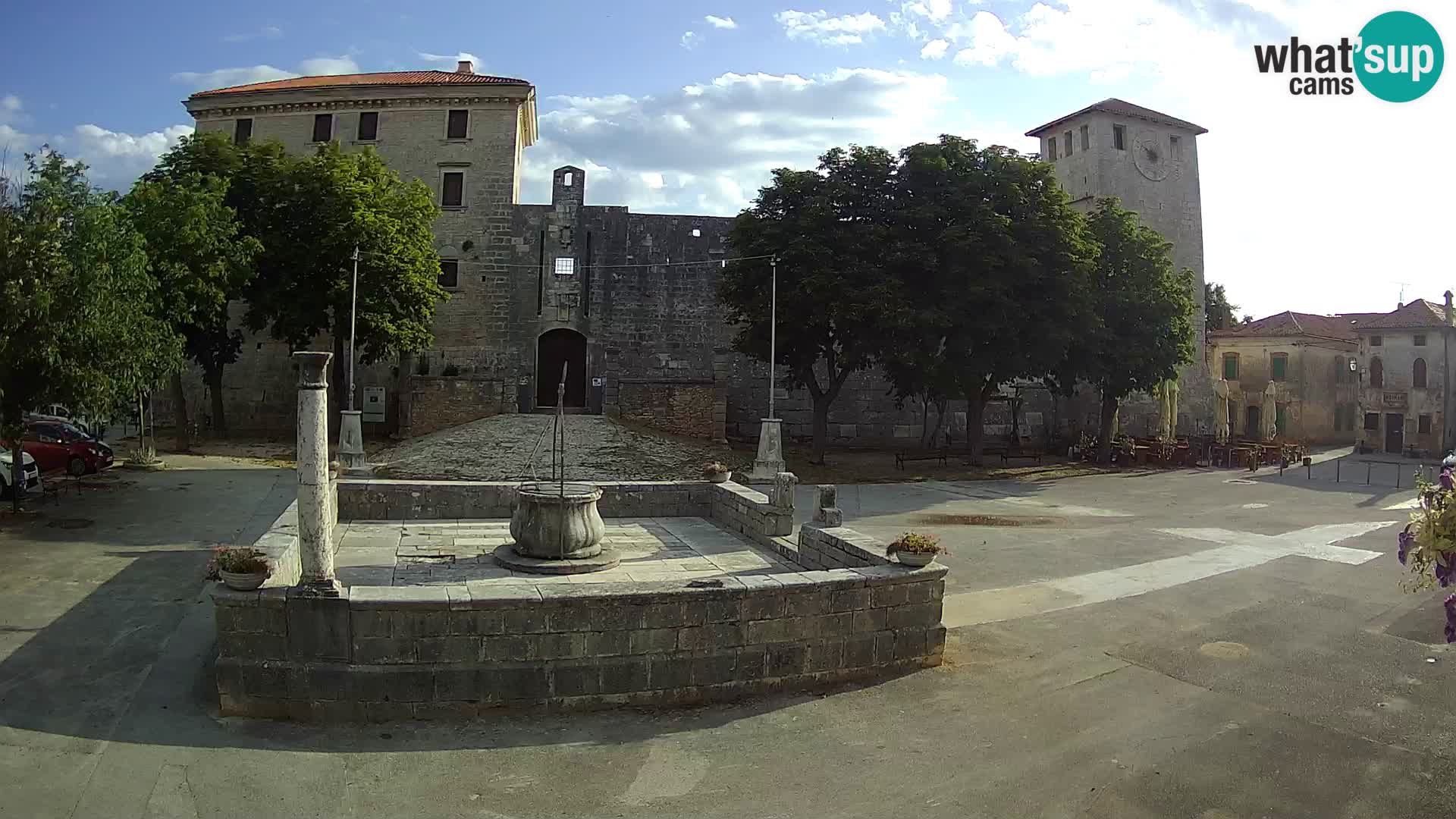 Webcam Svetvinčenat – the Castle and well – Istria – Croatia