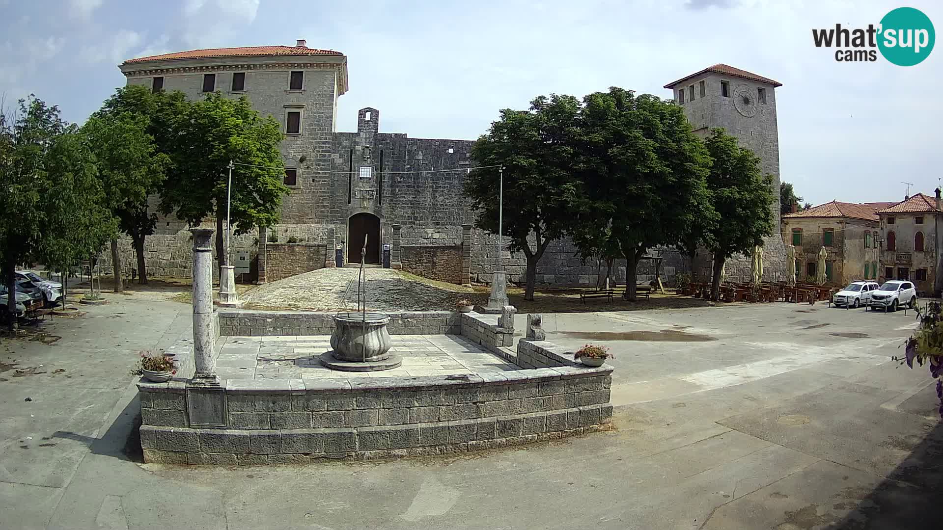 Webcam Svetvinčenat – el castillo y el pozo – Istria – Croacia