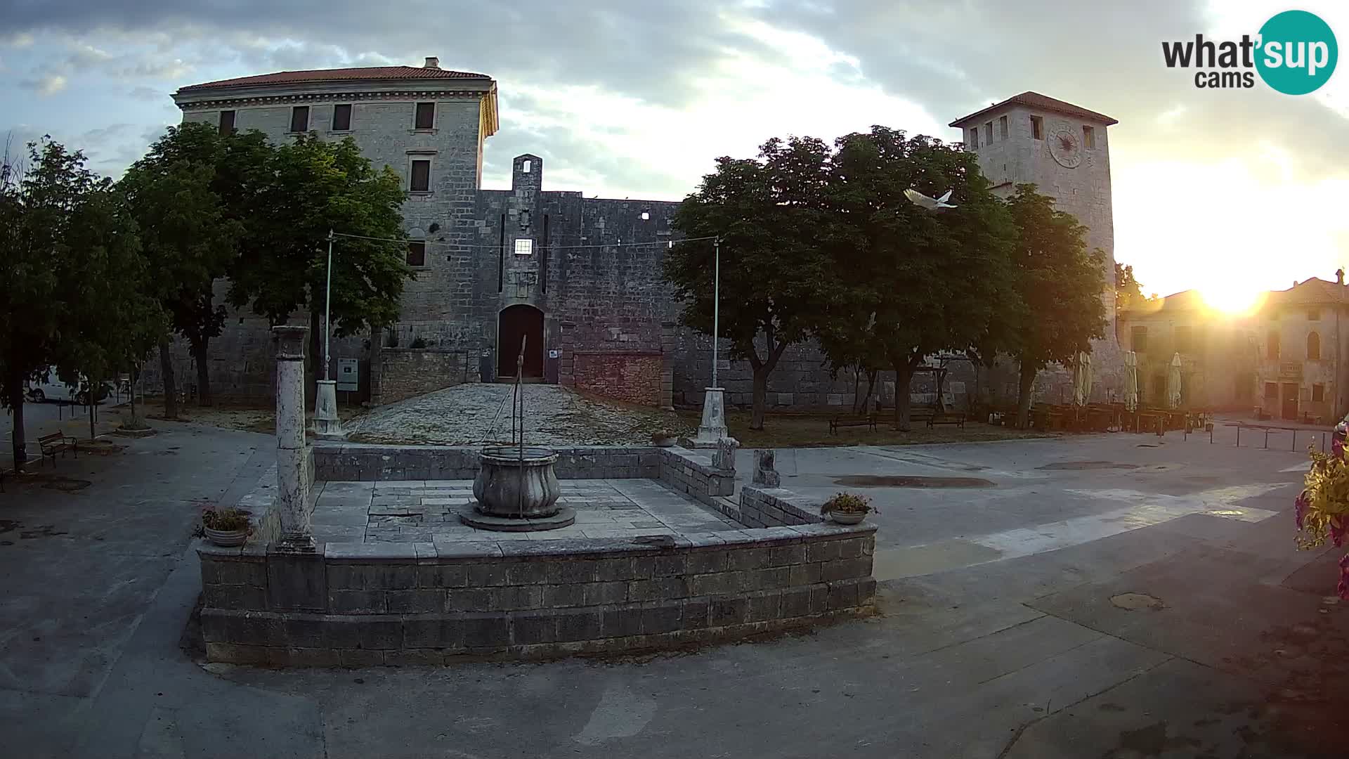 Web kamera Svetvinčenat – Dvorac i zdenac – Istra – Hrvatska