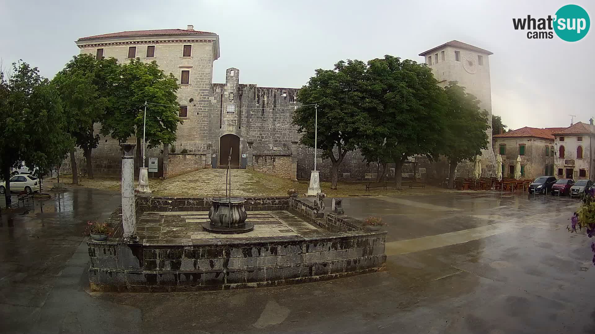 Webcam Svetvinčenat – the Castle and well – Istria – Croatia