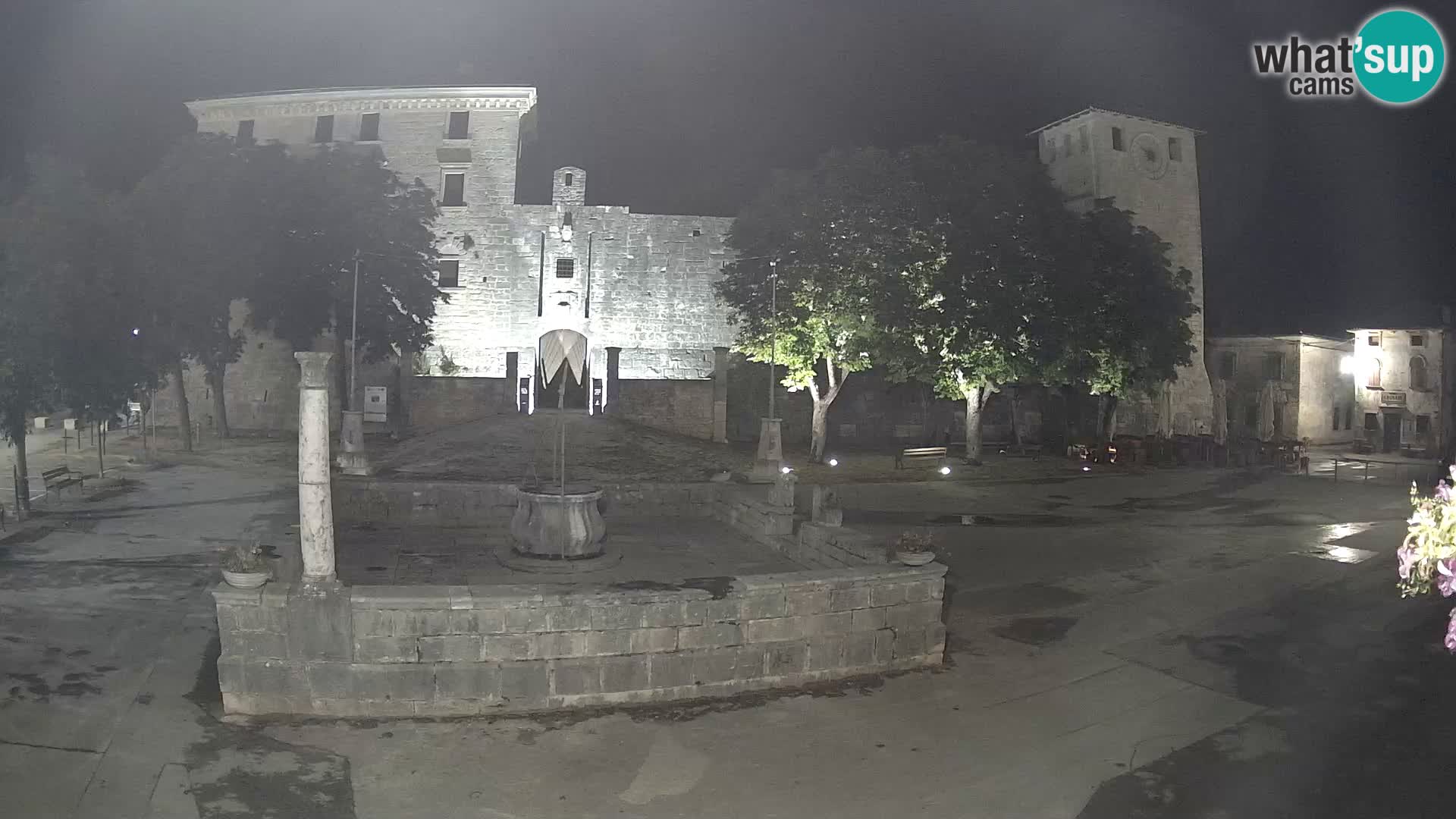 Webcam Svetvinčenat – el castillo y el pozo – Istria – Croacia