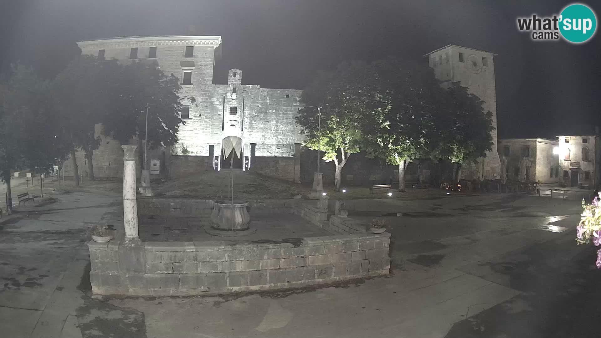 Webcam Svetvinčenat – el castillo y el pozo – Istria – Croacia