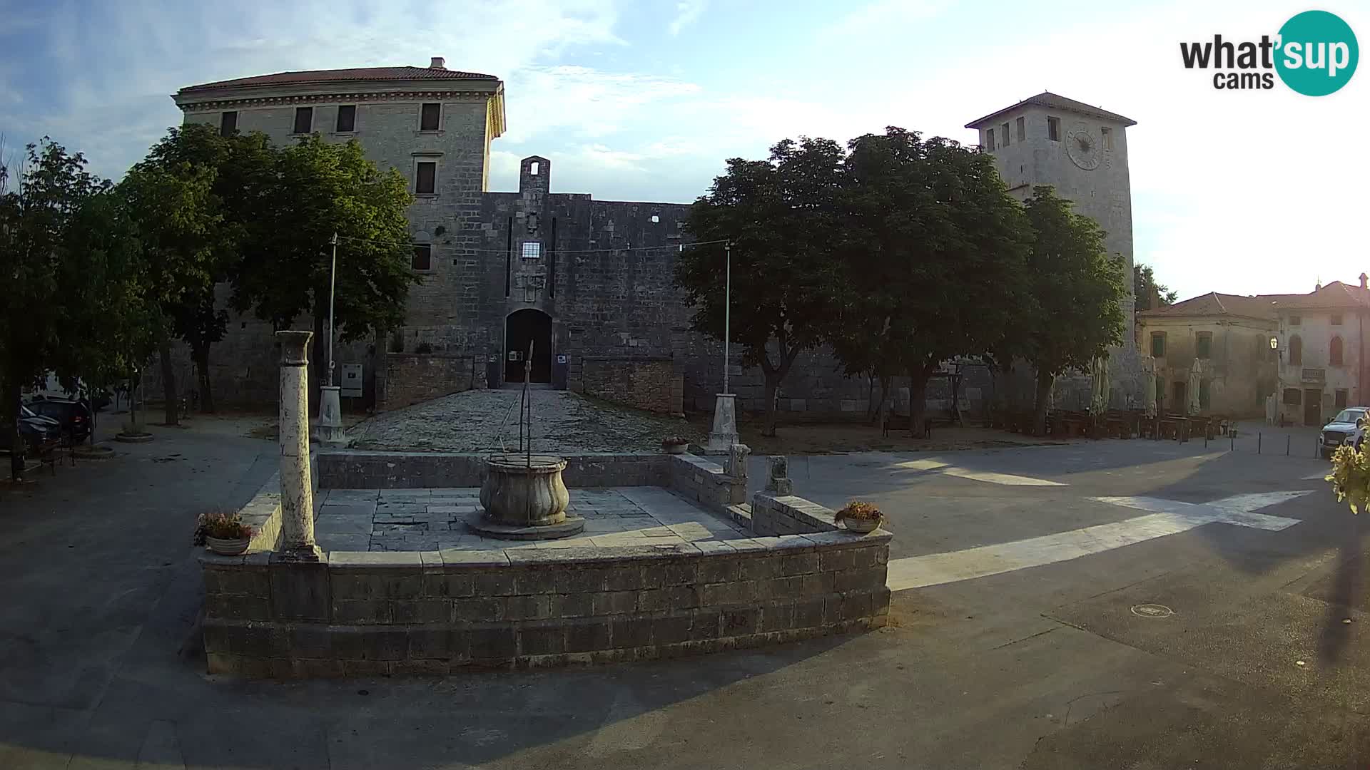 Webcam Svetvinčenat – el castillo y el pozo – Istria – Croacia