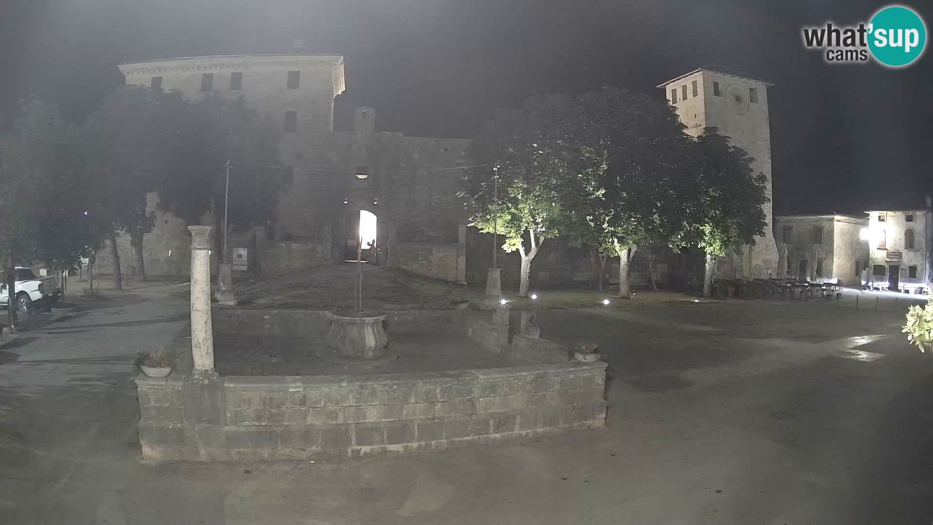 Webcam Svetvinčenat (Sanvincenti) – il castello e il pozzo – Istria – Croazia