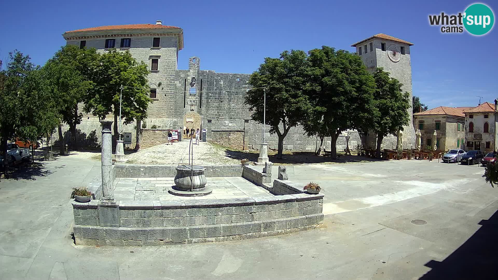 Webcam Svetvinčenat (Sanvincenti) – il castello e il pozzo – Istria – Croazia