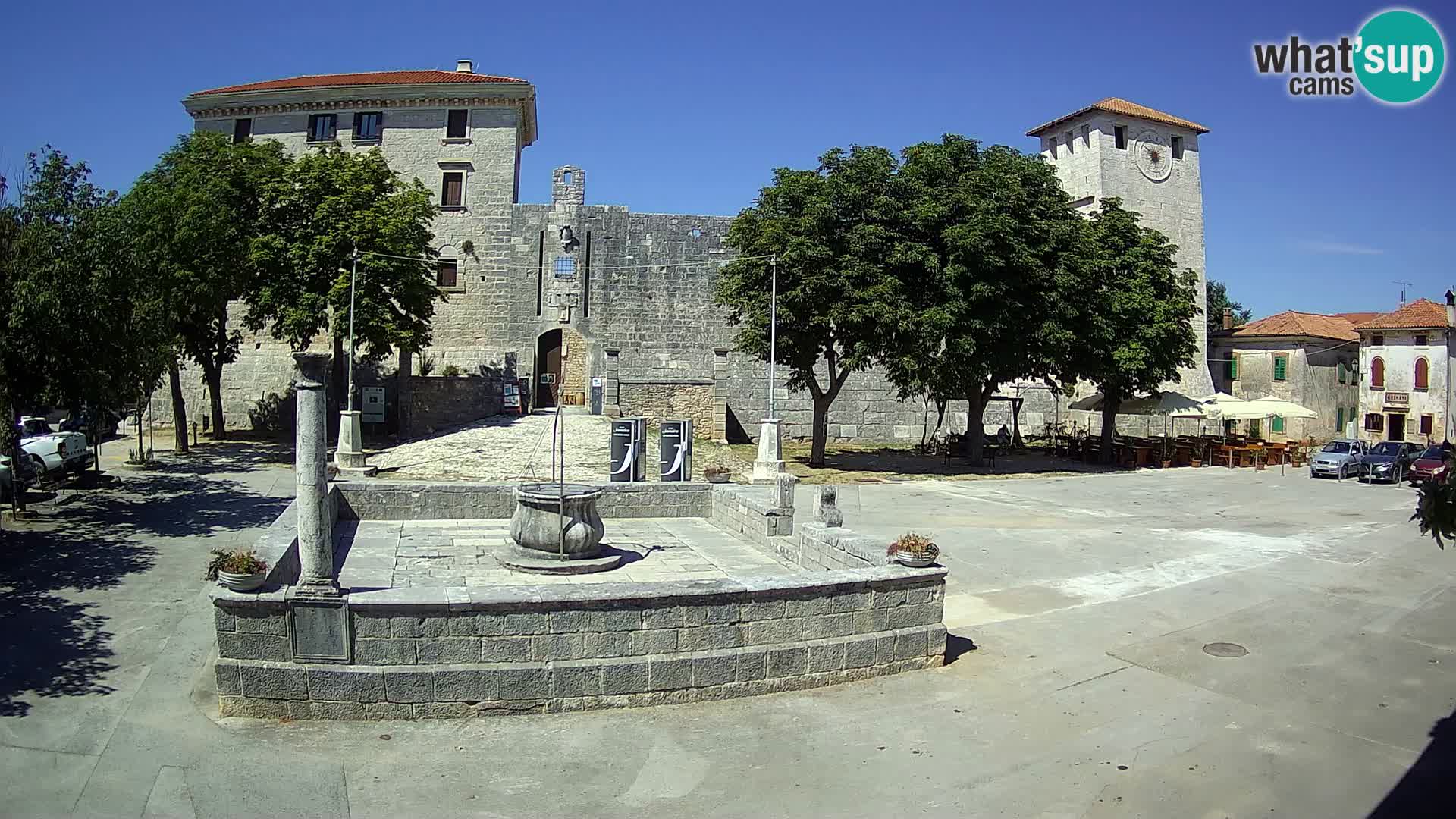 Webcam Svetvinčenat – el castillo y el pozo – Istria – Croacia