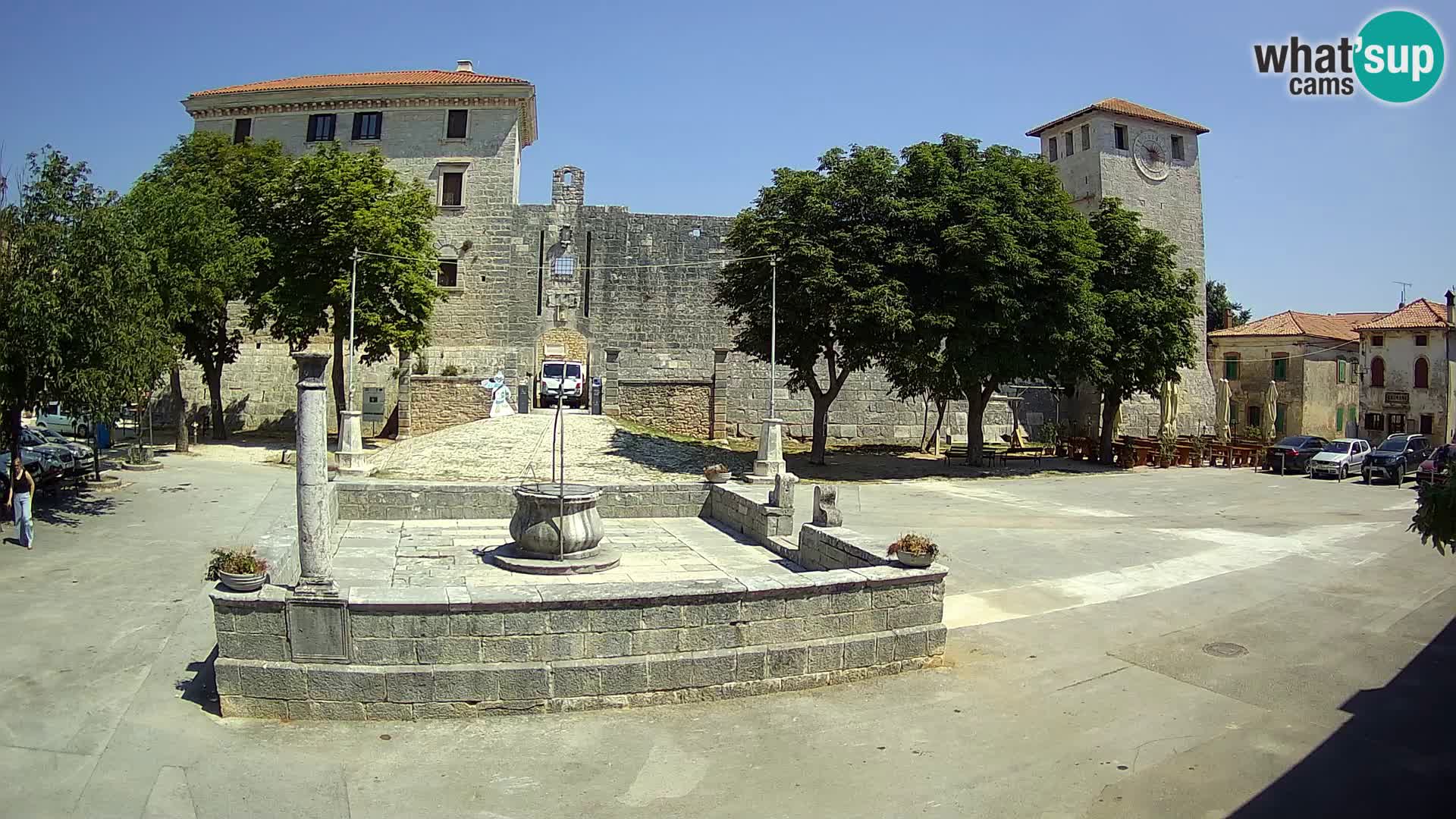 Webcam Svetvinčenat – the Castle and well – Istria – Croatia