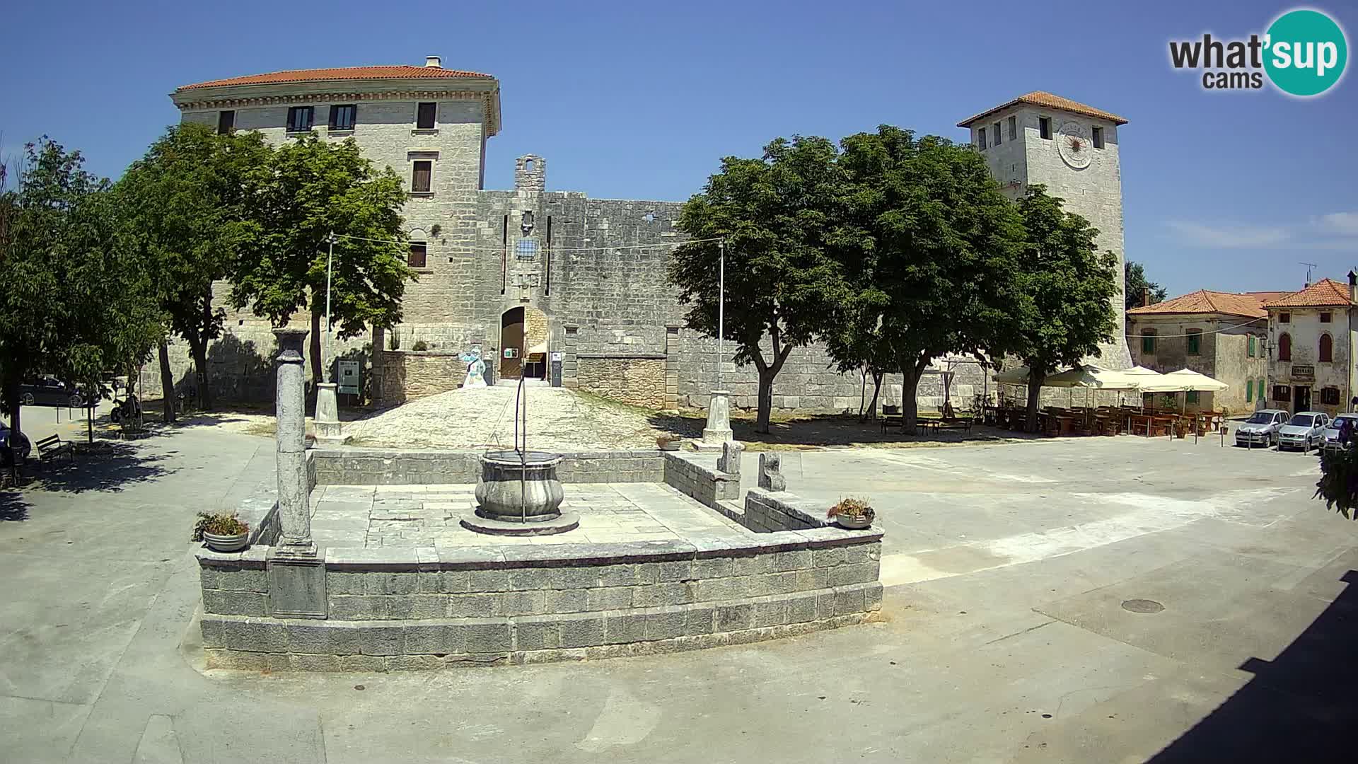 Webcam Svetvinčenat – the Castle and well – Istria – Croatia