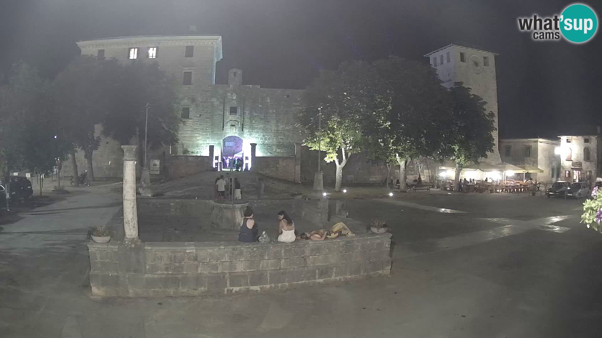 Webcam Svetvinčenat – le château et le puits – Istrie – Croatie