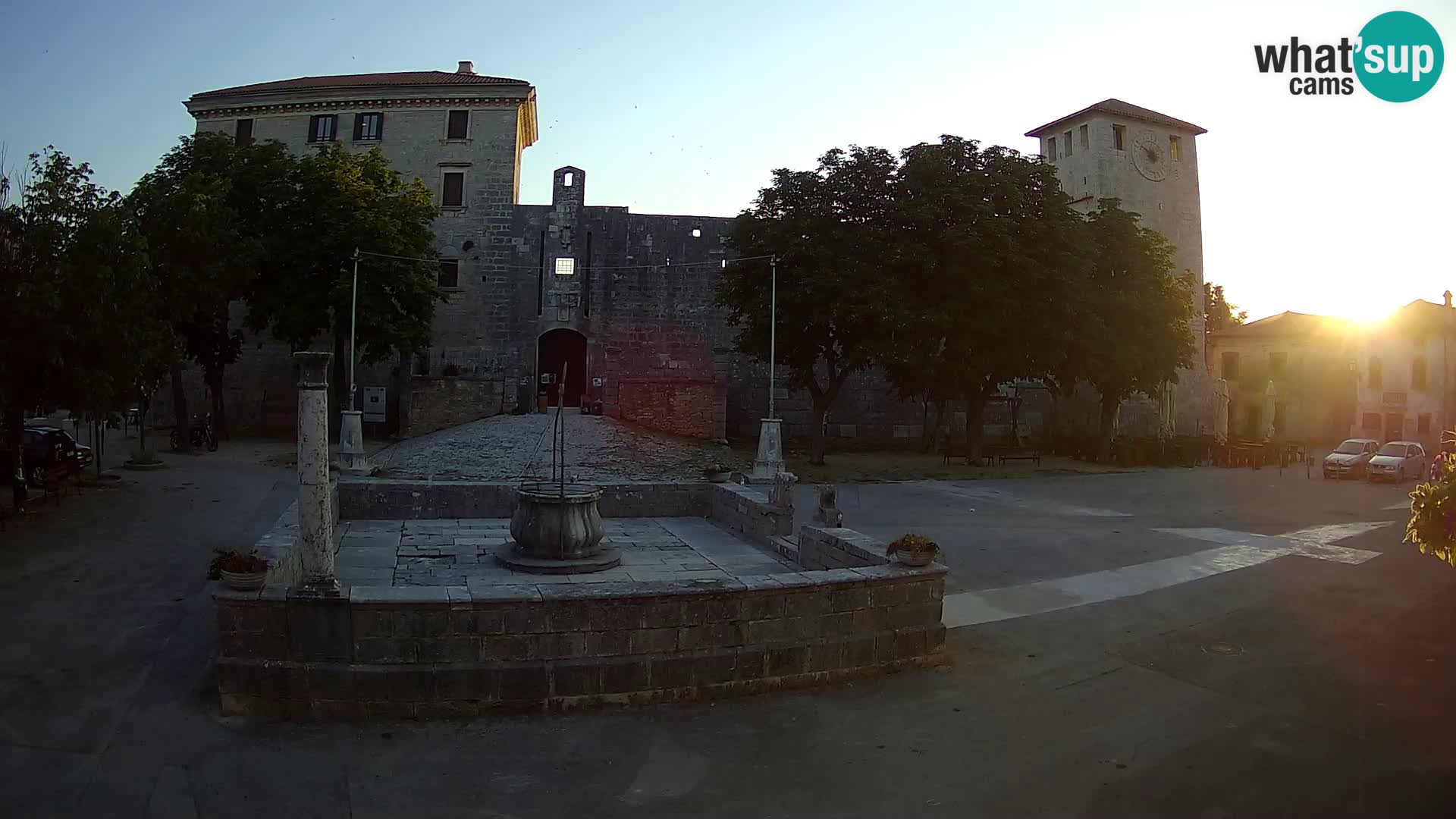 Webcam Svetvinčenat – le château et le puits – Istrie – Croatie