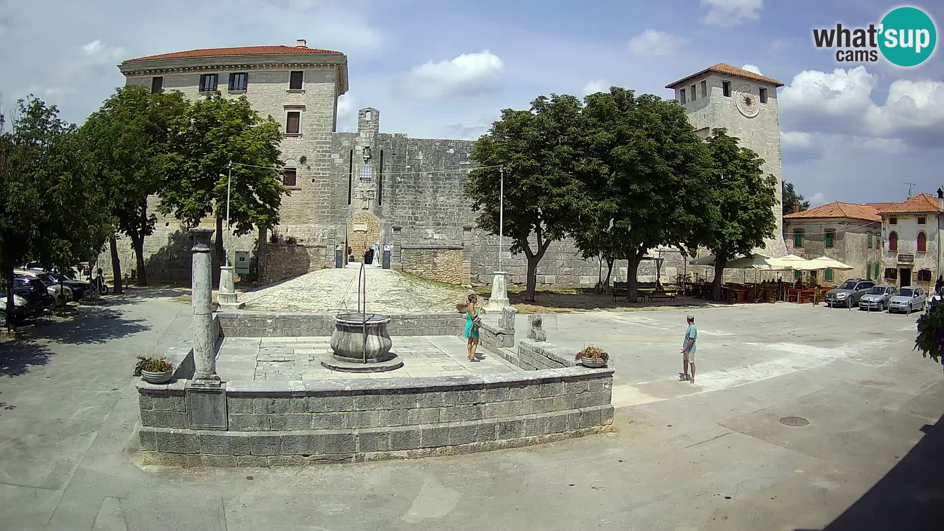 Webcam Svetvinčenat – le château et le puits – Istrie – Croatie
