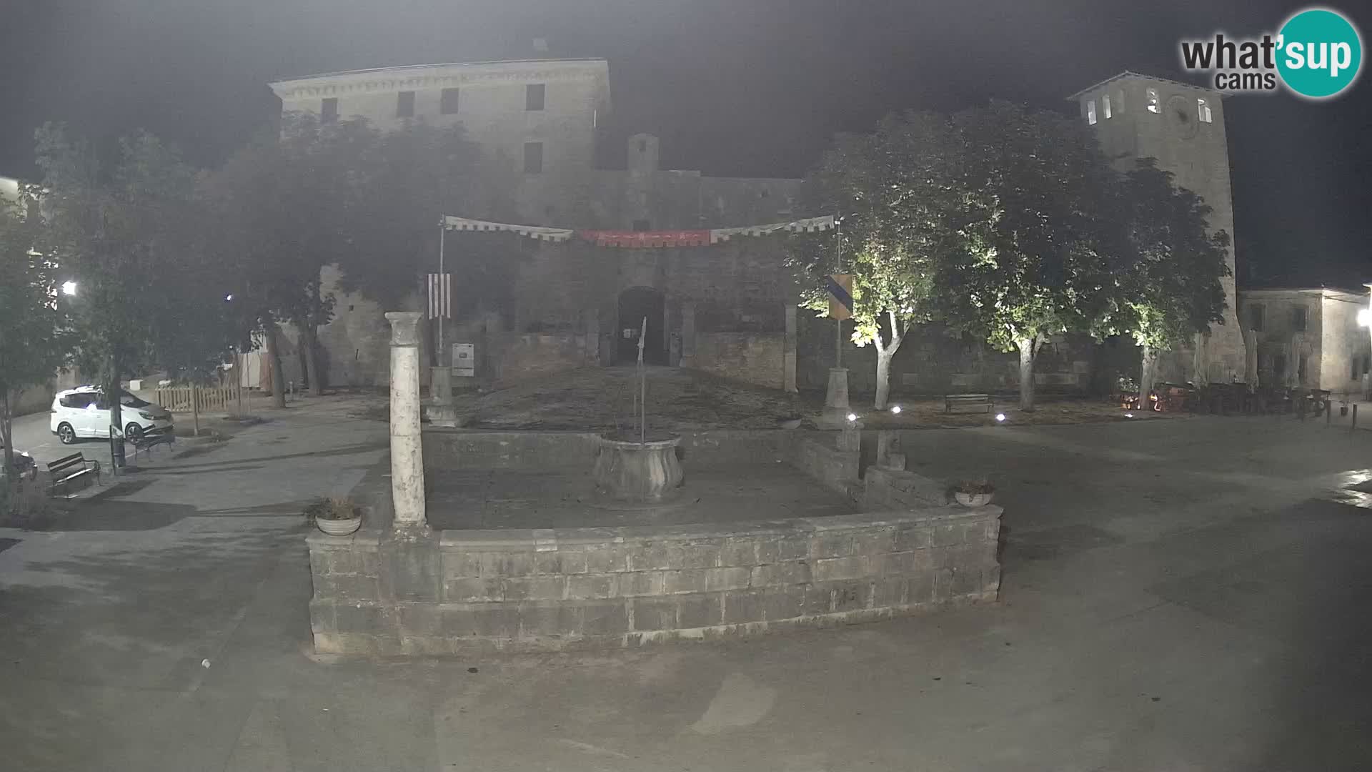Webcam Svetvinčenat (Sanvincenti) – il castello e il pozzo – Istria – Croazia