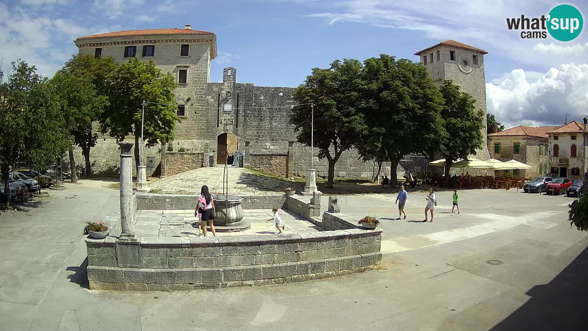 Webcam Svetvinčenat – the Castle and well – Istria – Croatia