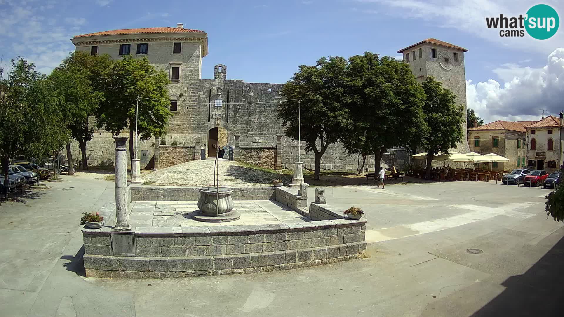 Webcam Svetvinčenat – el castillo y el pozo – Istria – Croacia