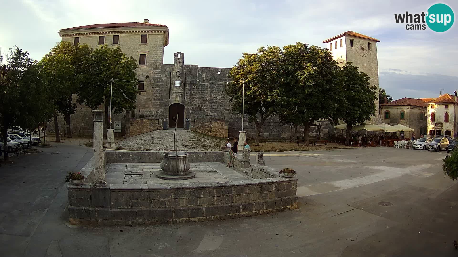 Webcam Svetvinčenat – el castillo y el pozo – Istria – Croacia