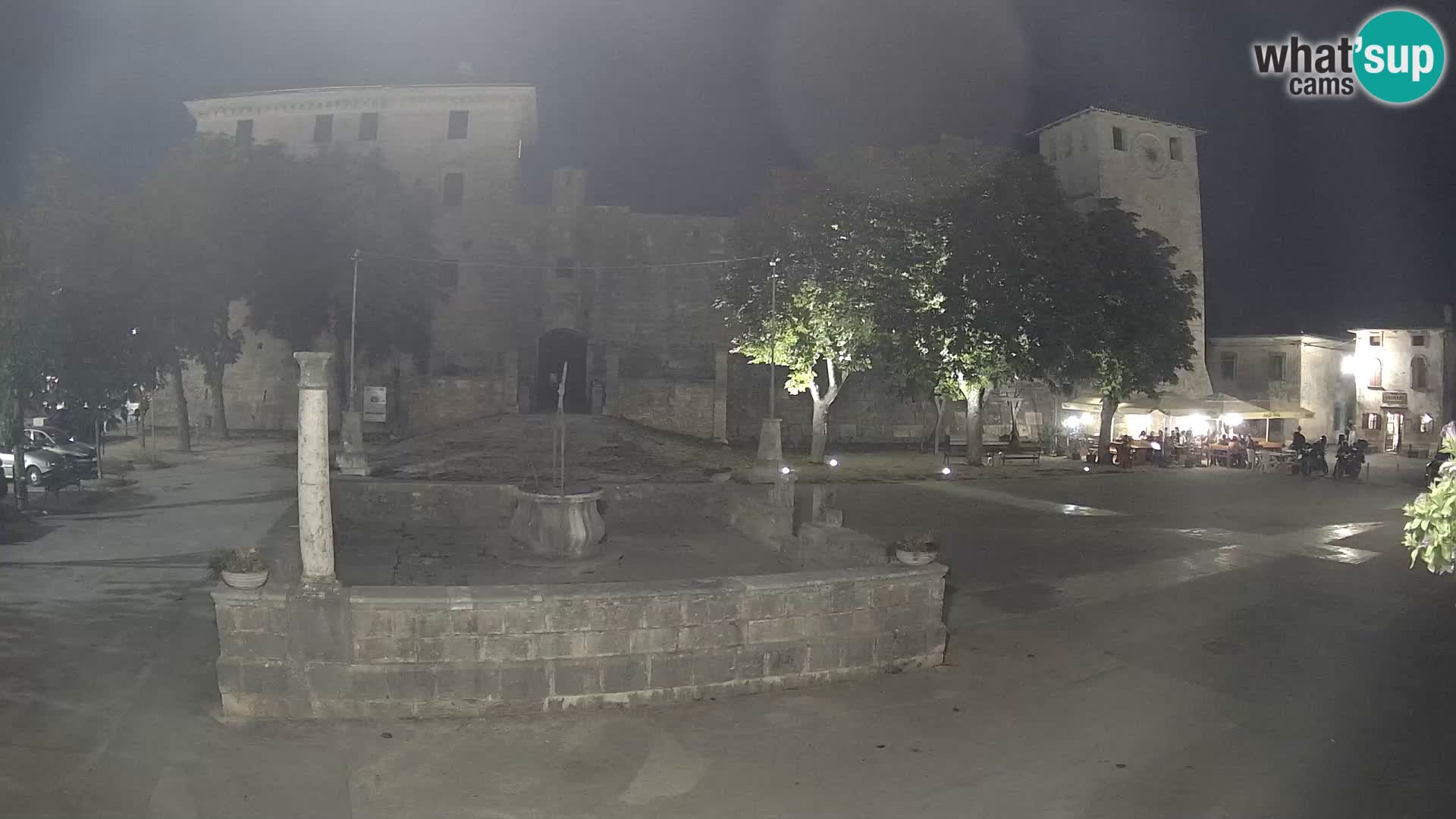 Webcam Svetvinčenat – le château et le puits – Istrie – Croatie