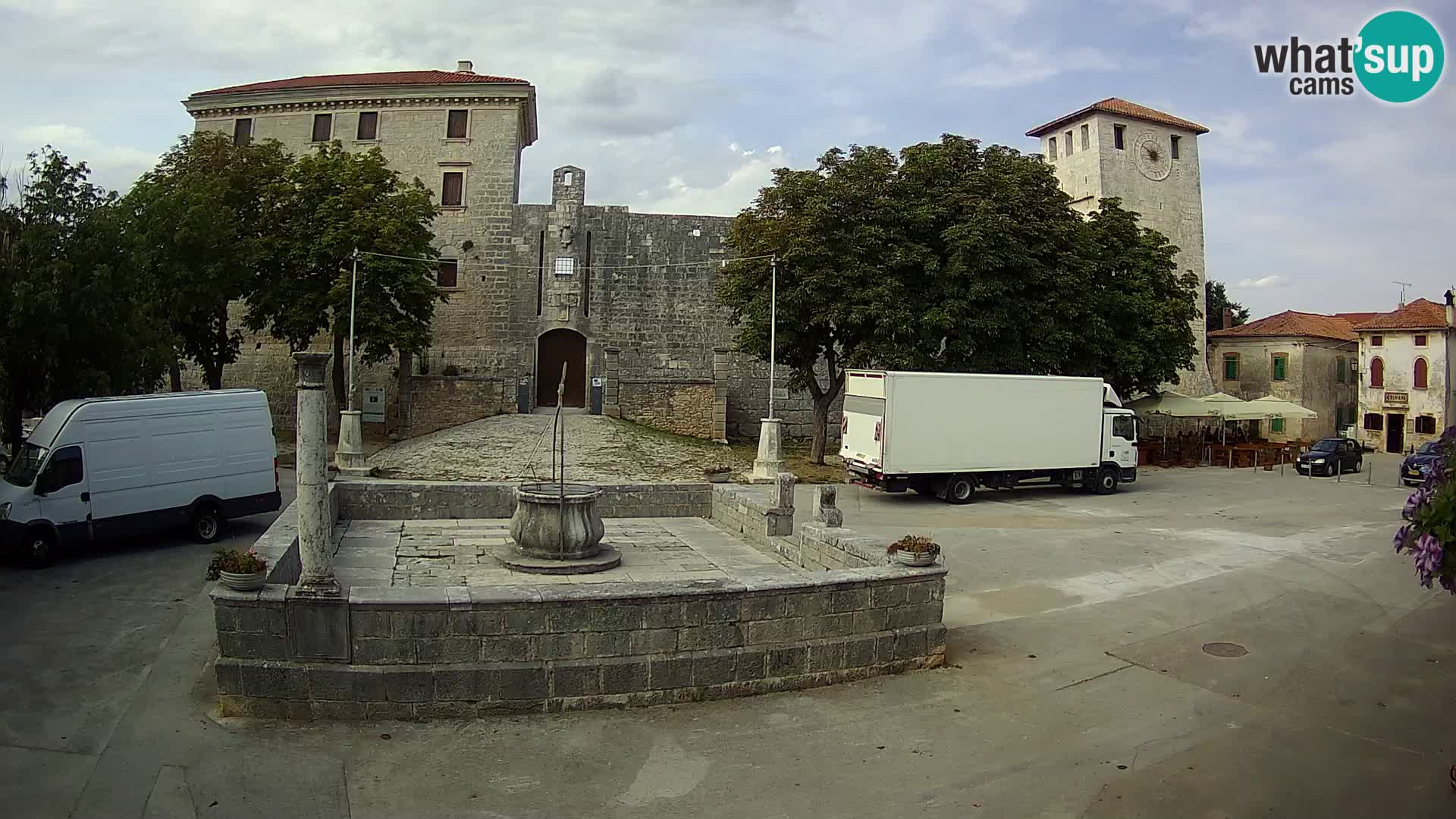 Webcam Svetvinčenat – the Castle and well – Istria – Croatia