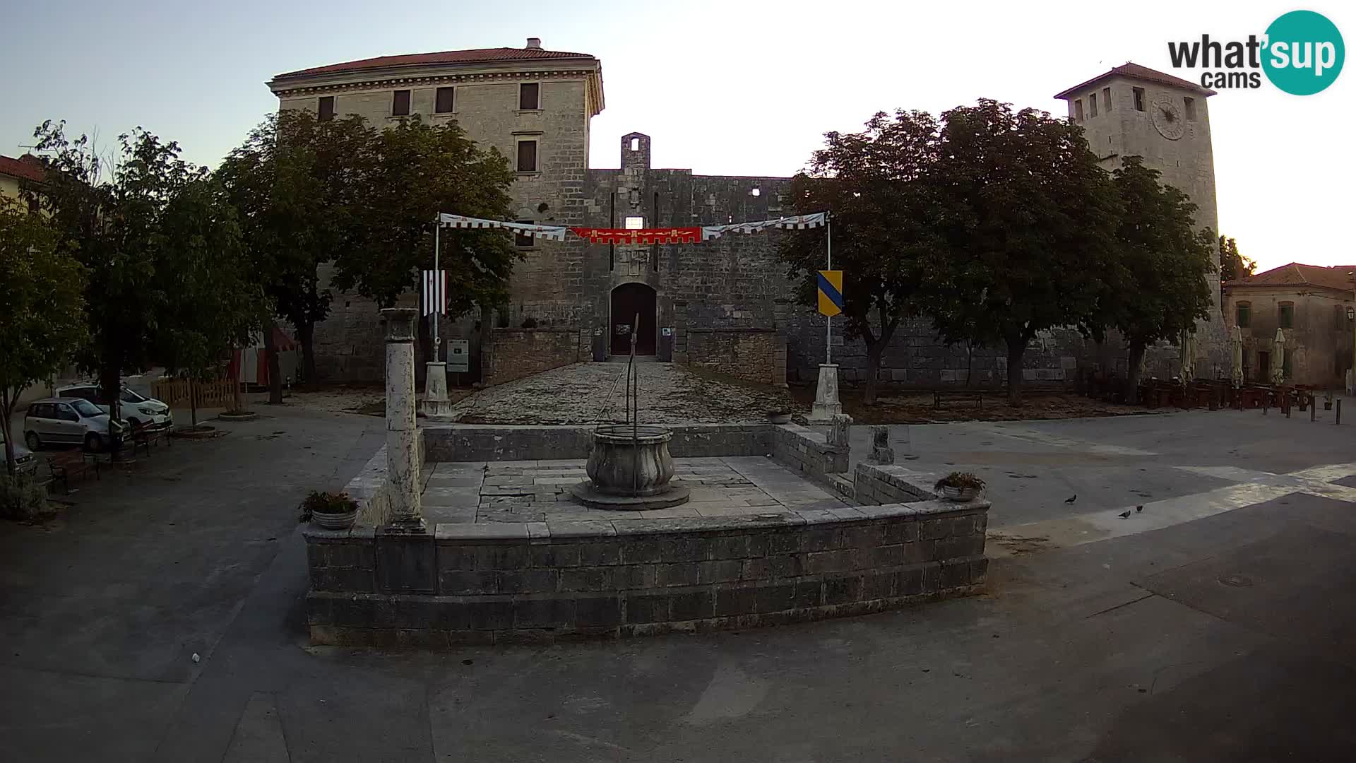 Webcam Svetvinčenat – el castillo y el pozo – Istria – Croacia