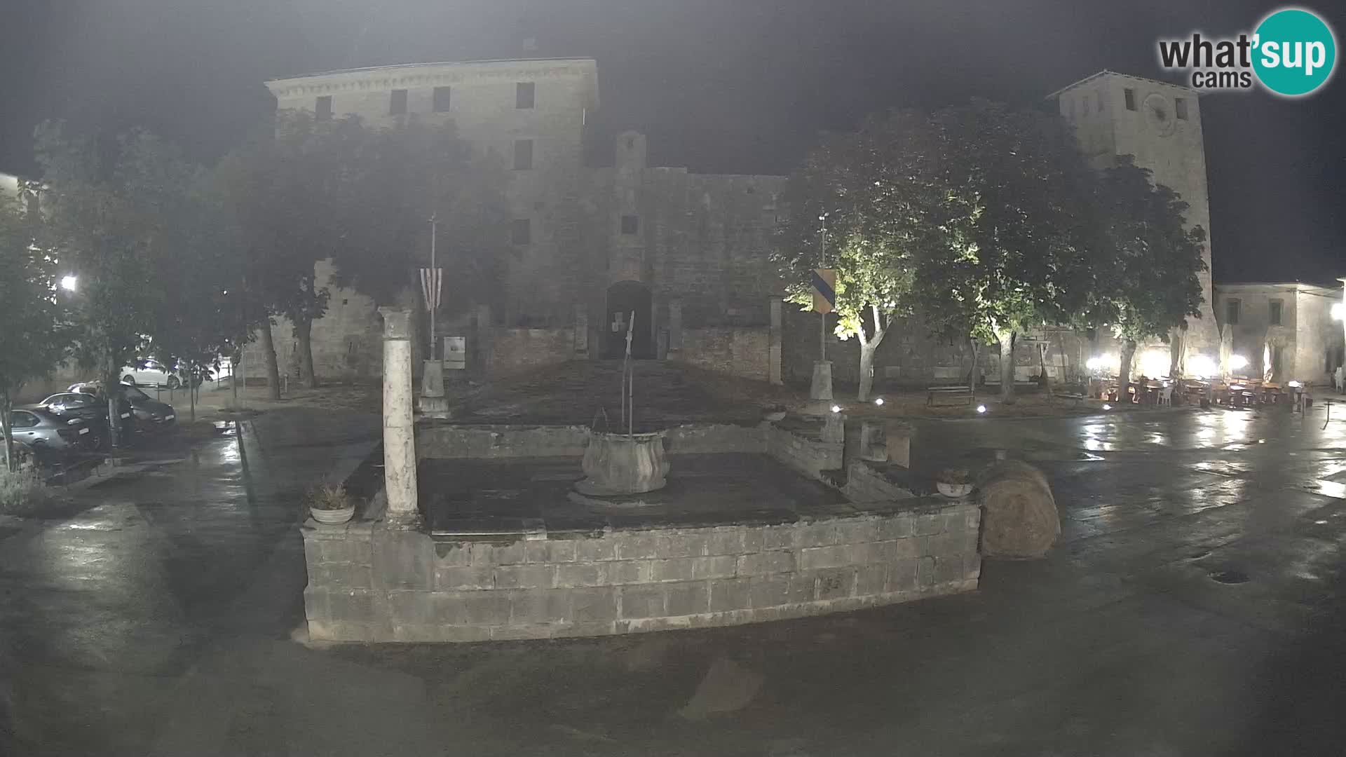 Webcam Svetvinčenat (Sanvincenti) – il castello e il pozzo – Istria – Croazia